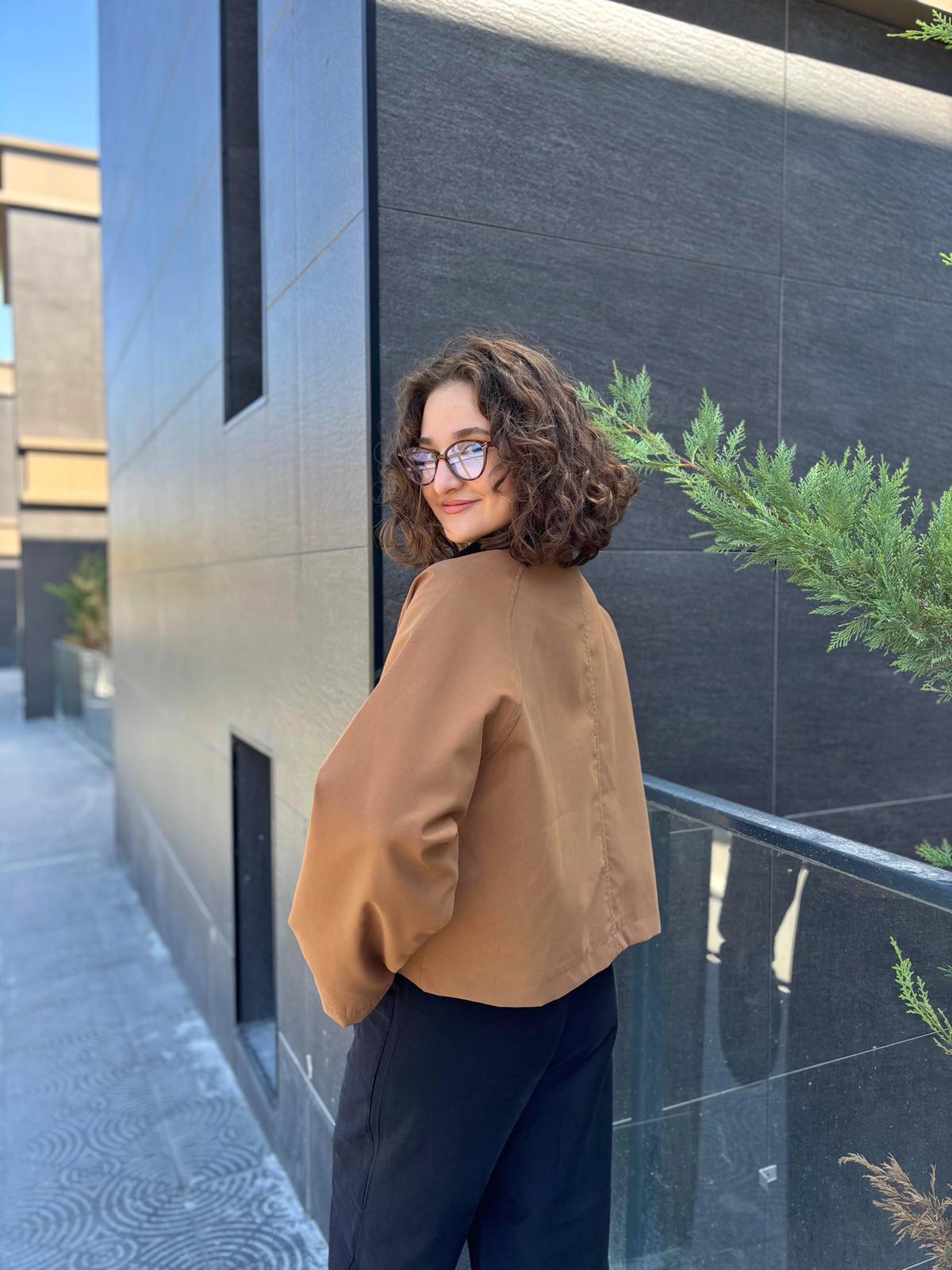 Marka Model Kadife Yaka Trenç