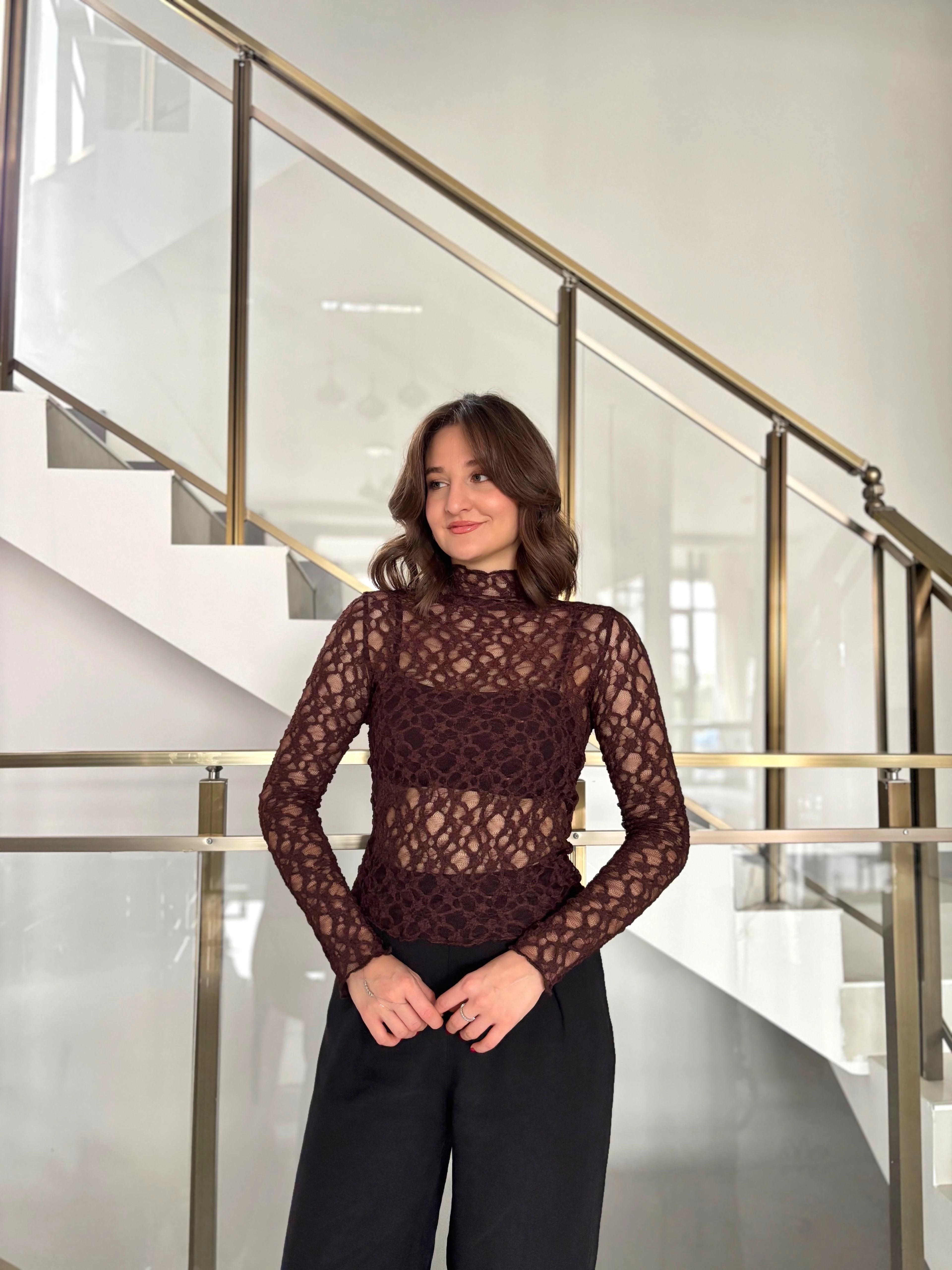 Balıkçı Yaka Dantel Bluz 