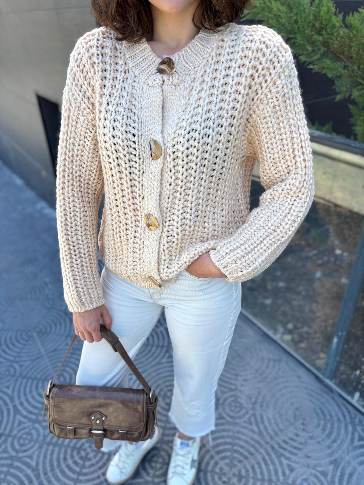 İthal Yün Gold Düğmeli Hırka