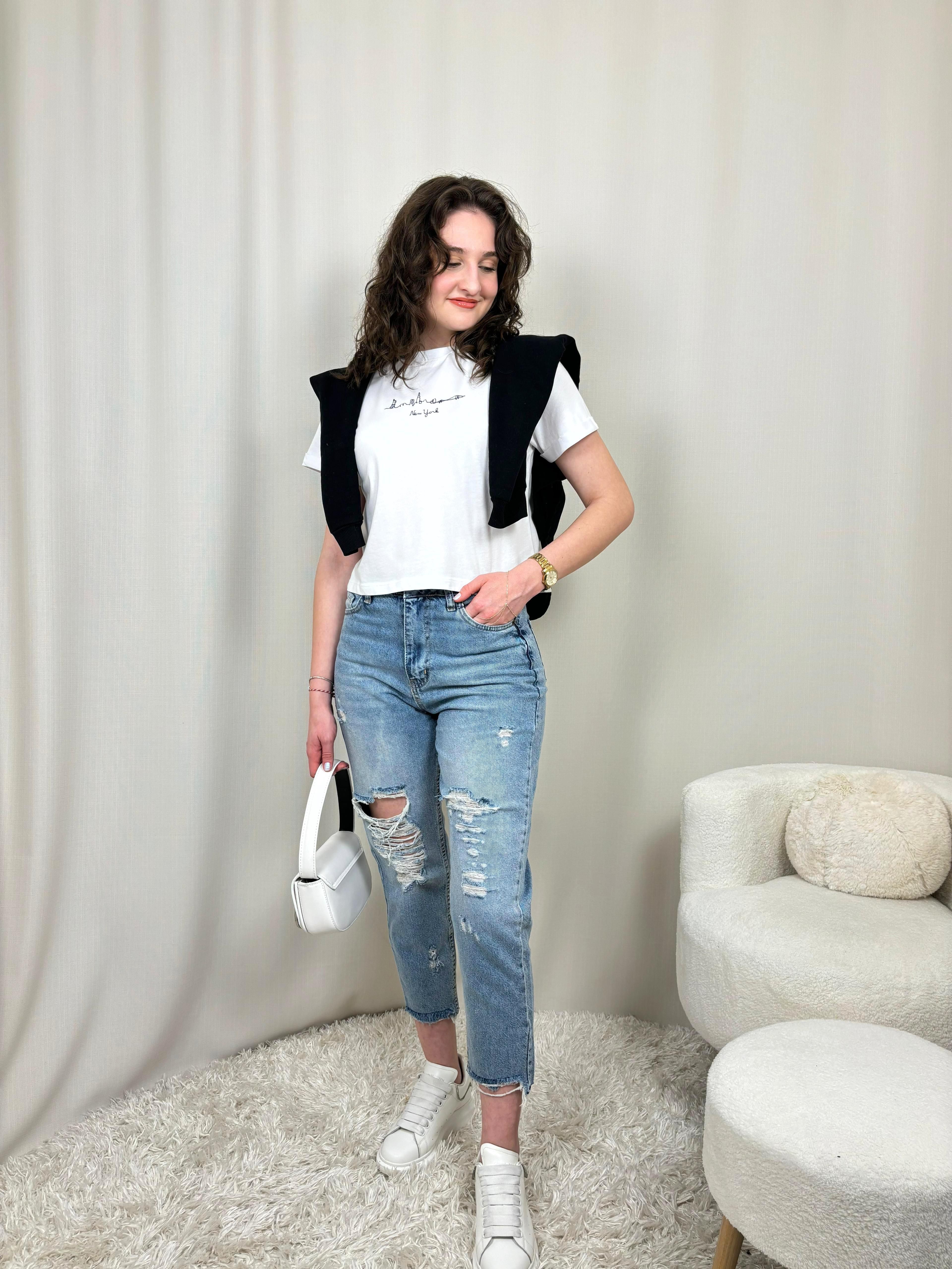 Mavi Yırtıklı Mom Jean