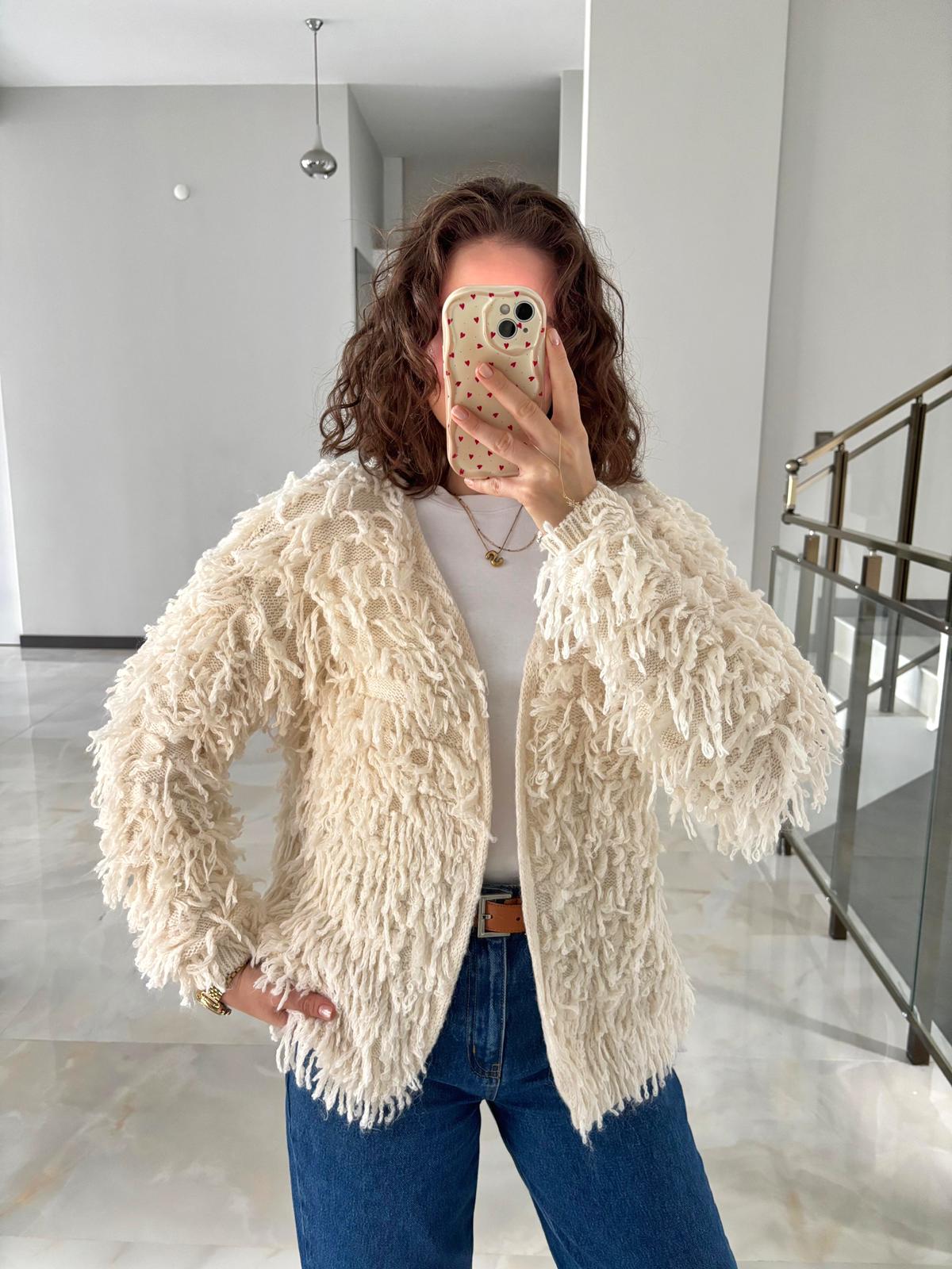 Püskül Detaylı Oversize Örme Hırka - Ekru