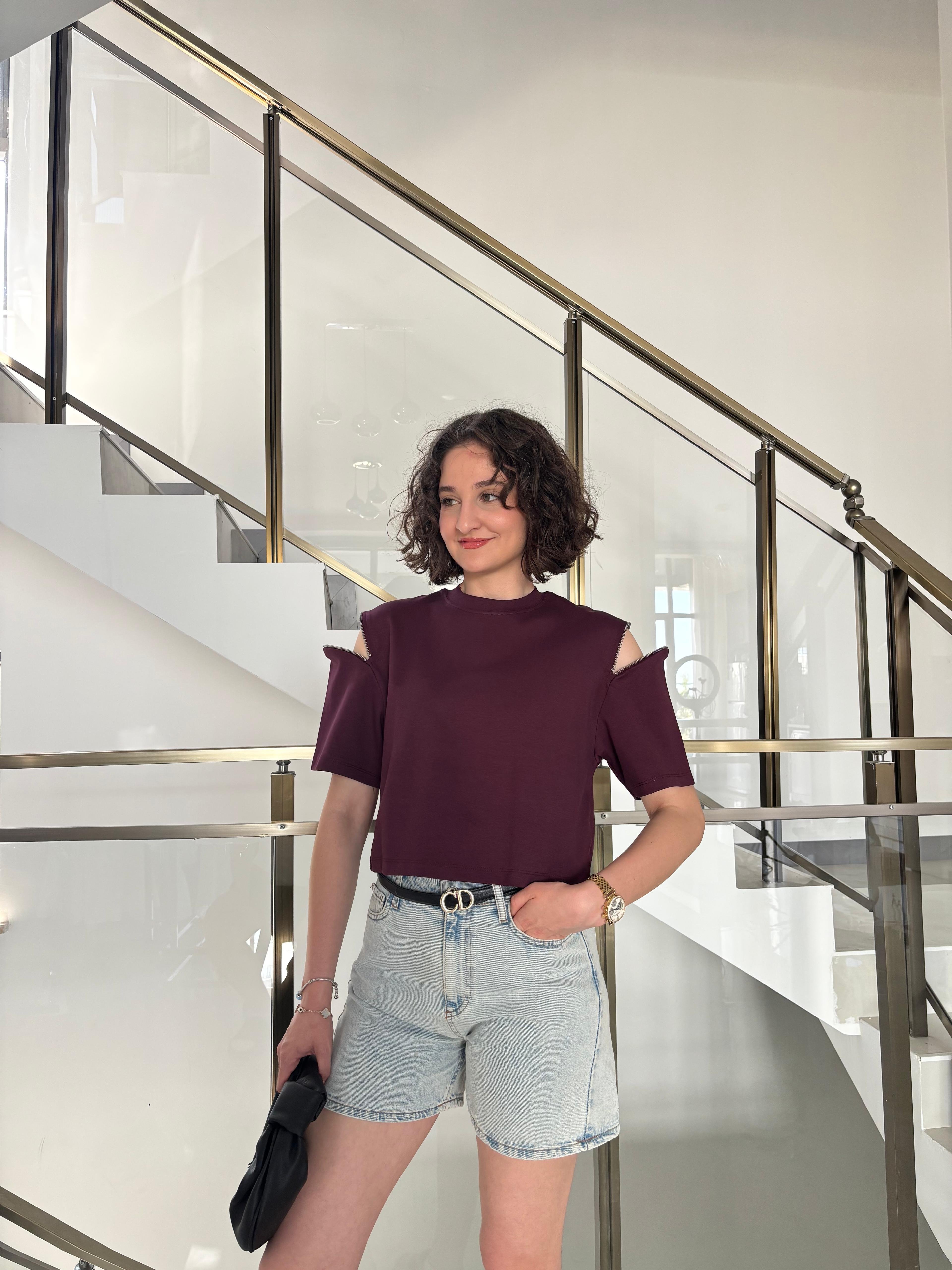 Fermuar Detaylı Tok Dokulu Tshirt - Bordo