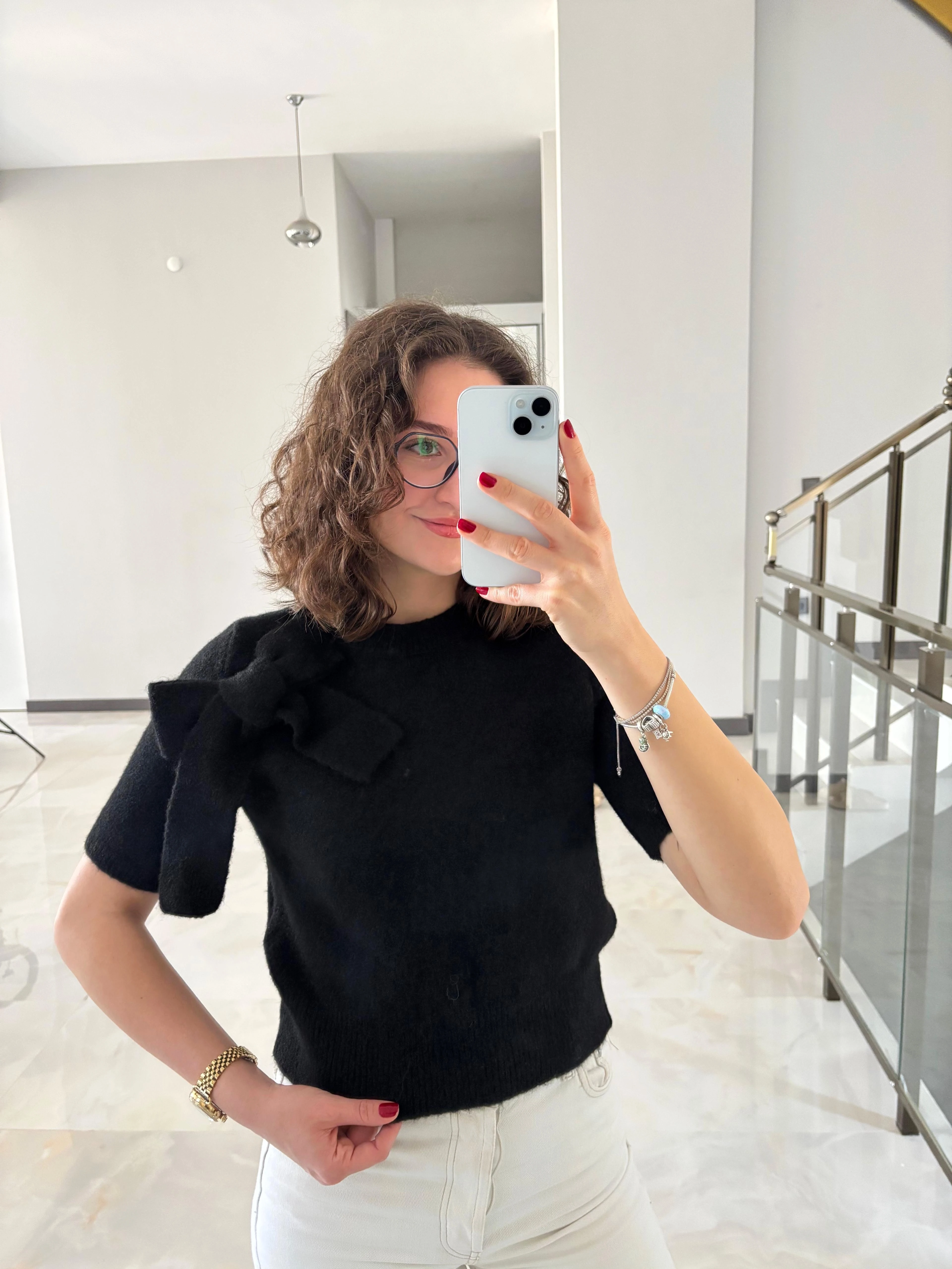 Fiyonk Detaylı Yumoş Triko Kazak - SİYAH