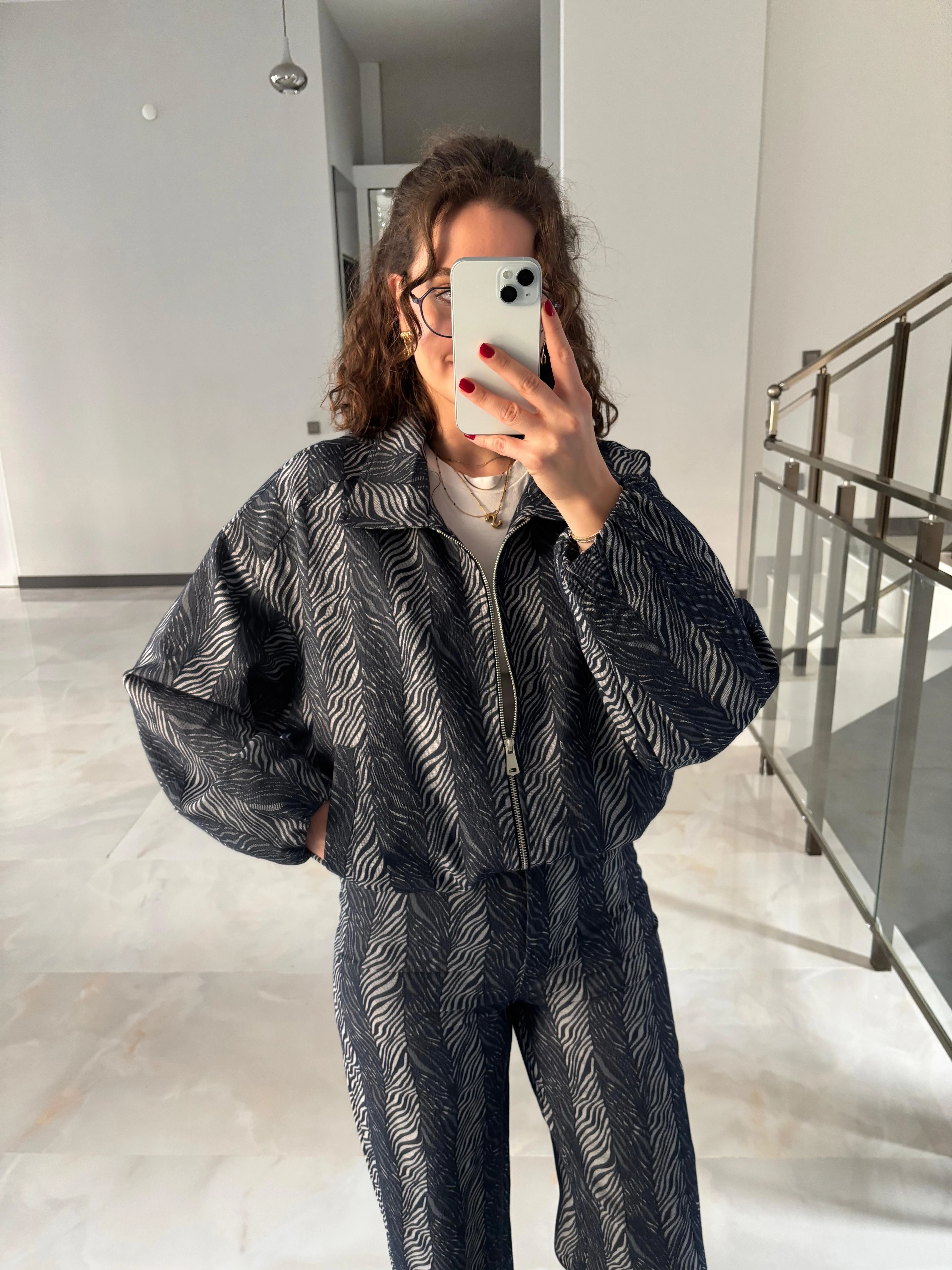 Mavi Desenli Bomber Tasarım Takım