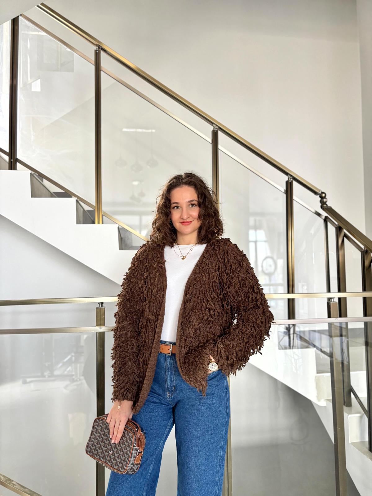 Püskül Detaylı Oversize Örme Hırka