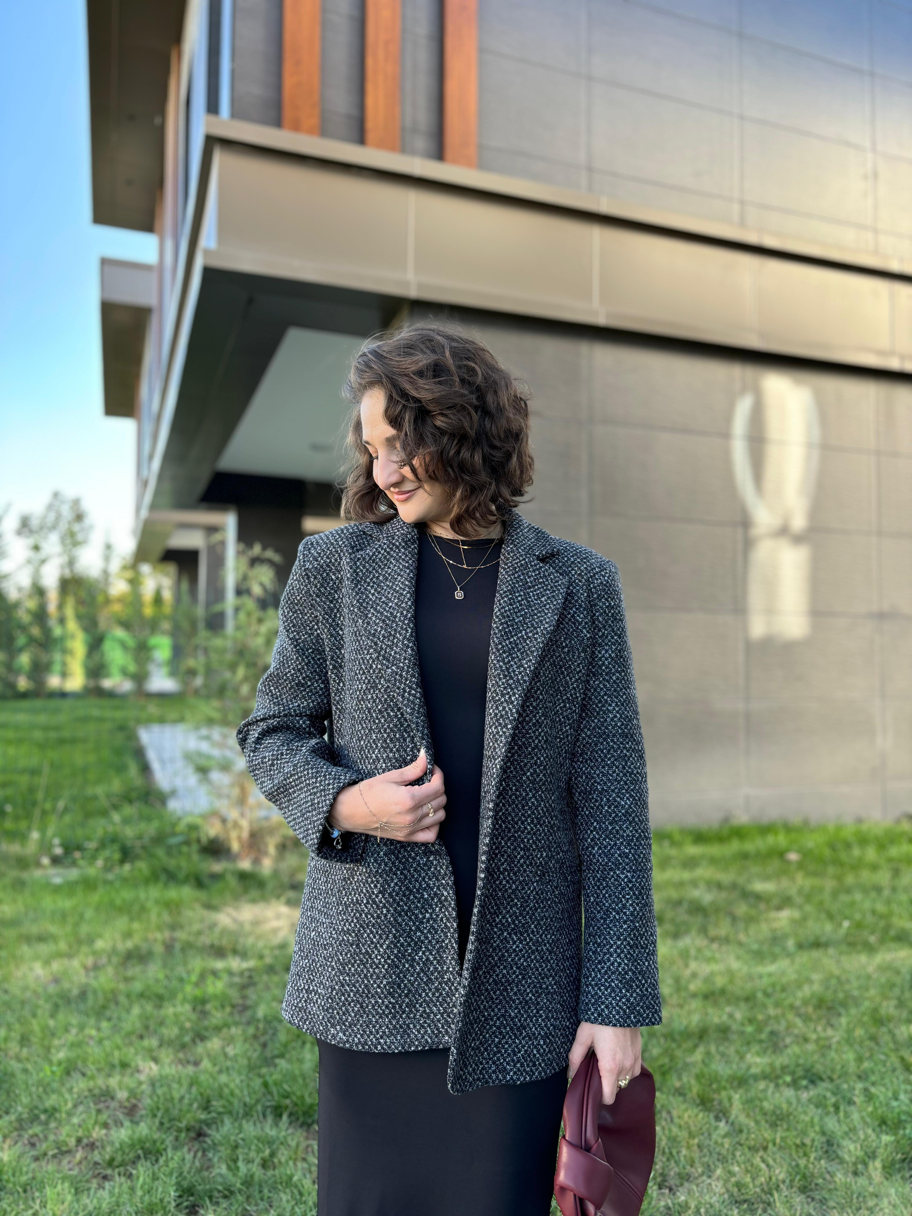 Siyah Kırçıllı Vatkalı Astarlı Kaşe Blazer Ceket