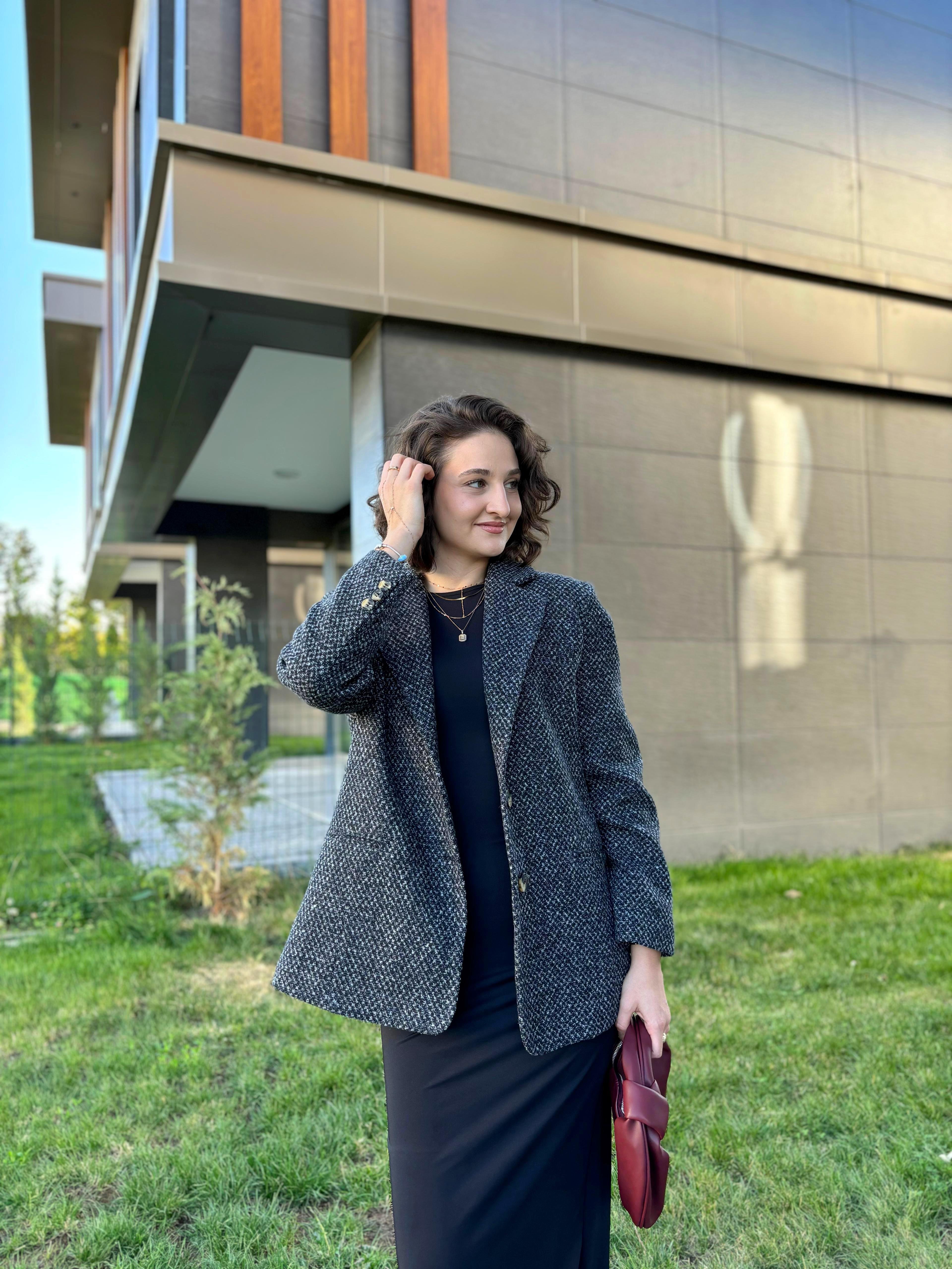 Siyah Kırçıllı Vatkalı Astarlı Kaşe Blazer Ceket