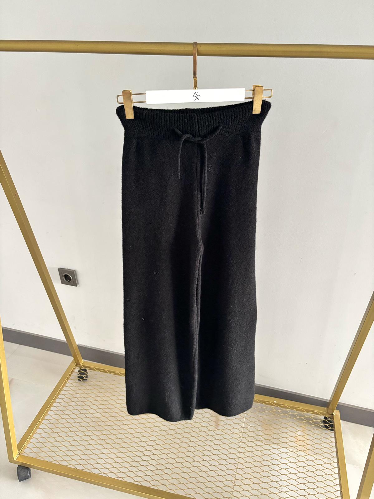 Yumoş Triko Pantolon