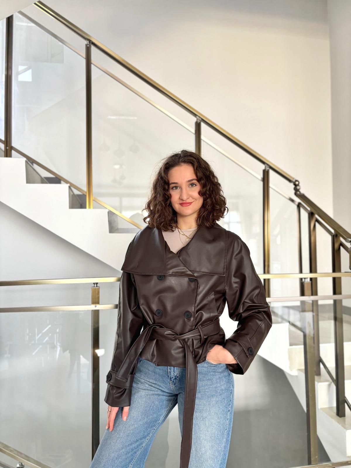 Dik Yaka Kuşaklı Premium Deri Ceket