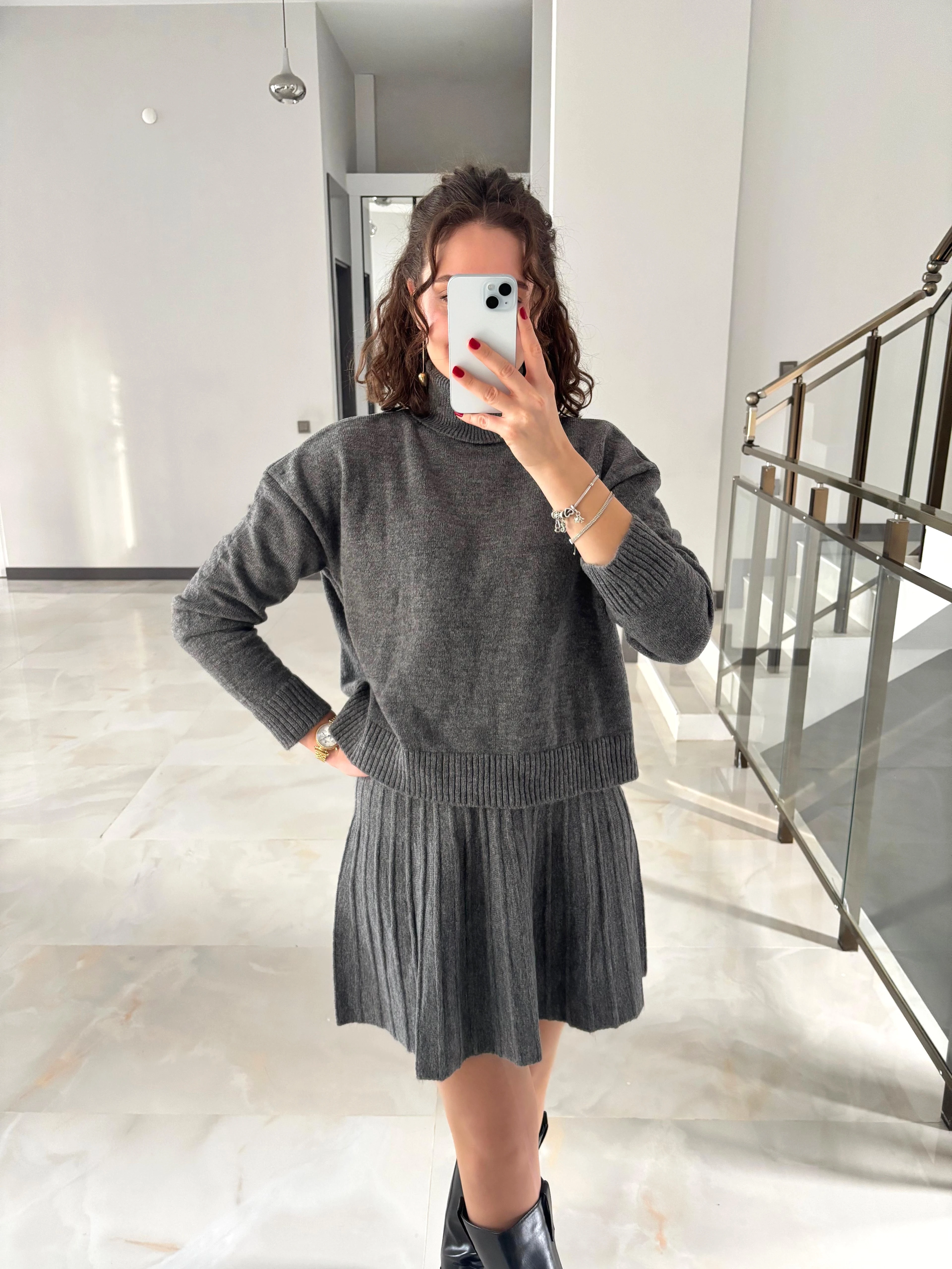 Boğazlı Kazak Etekli Triko Takım - Antrasit