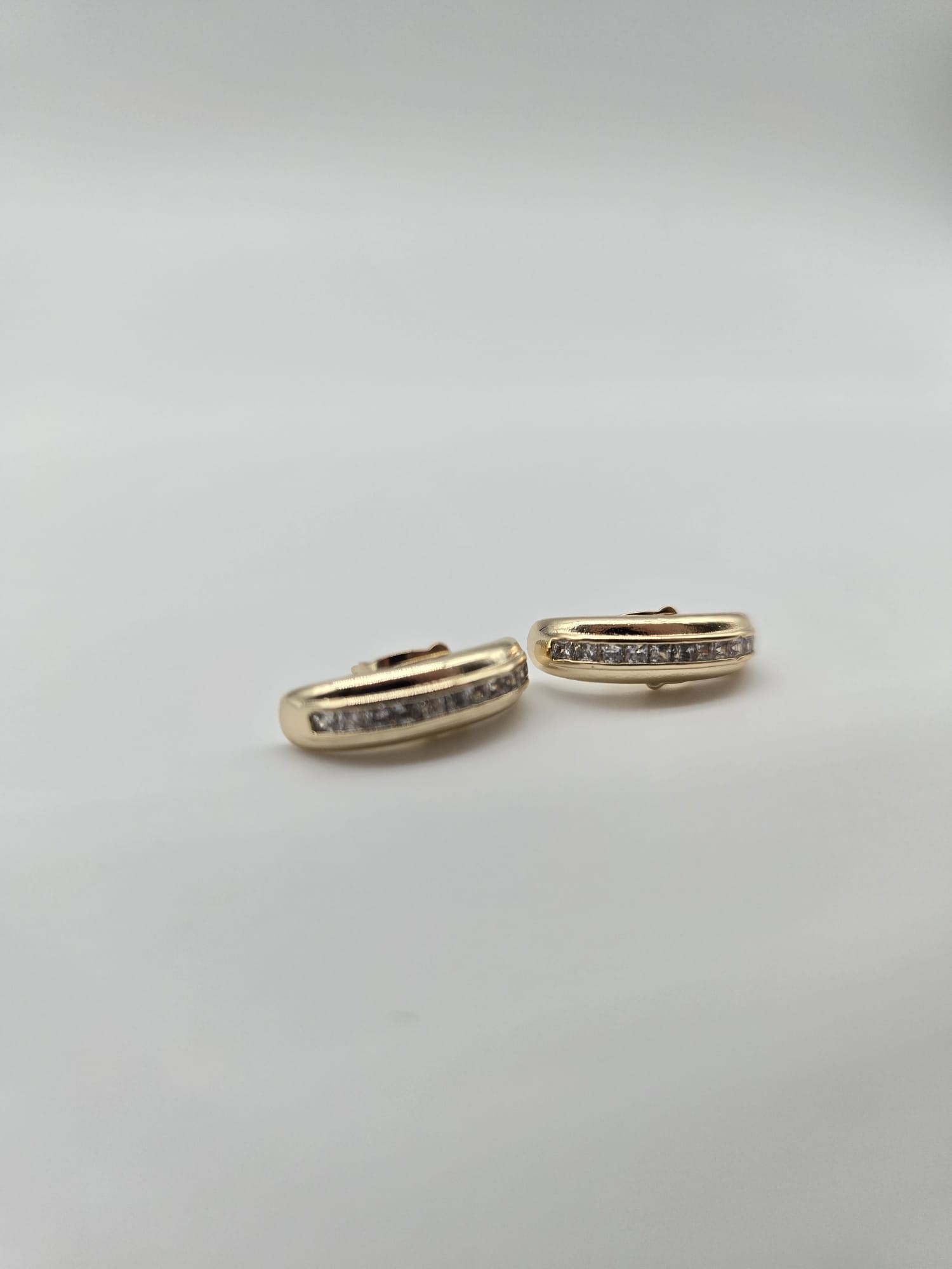 Minel gold küpe