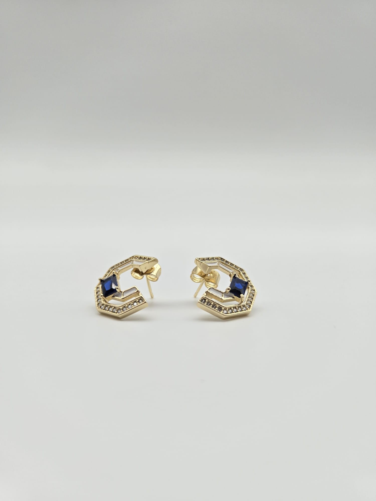 Safir geometrik küpe 