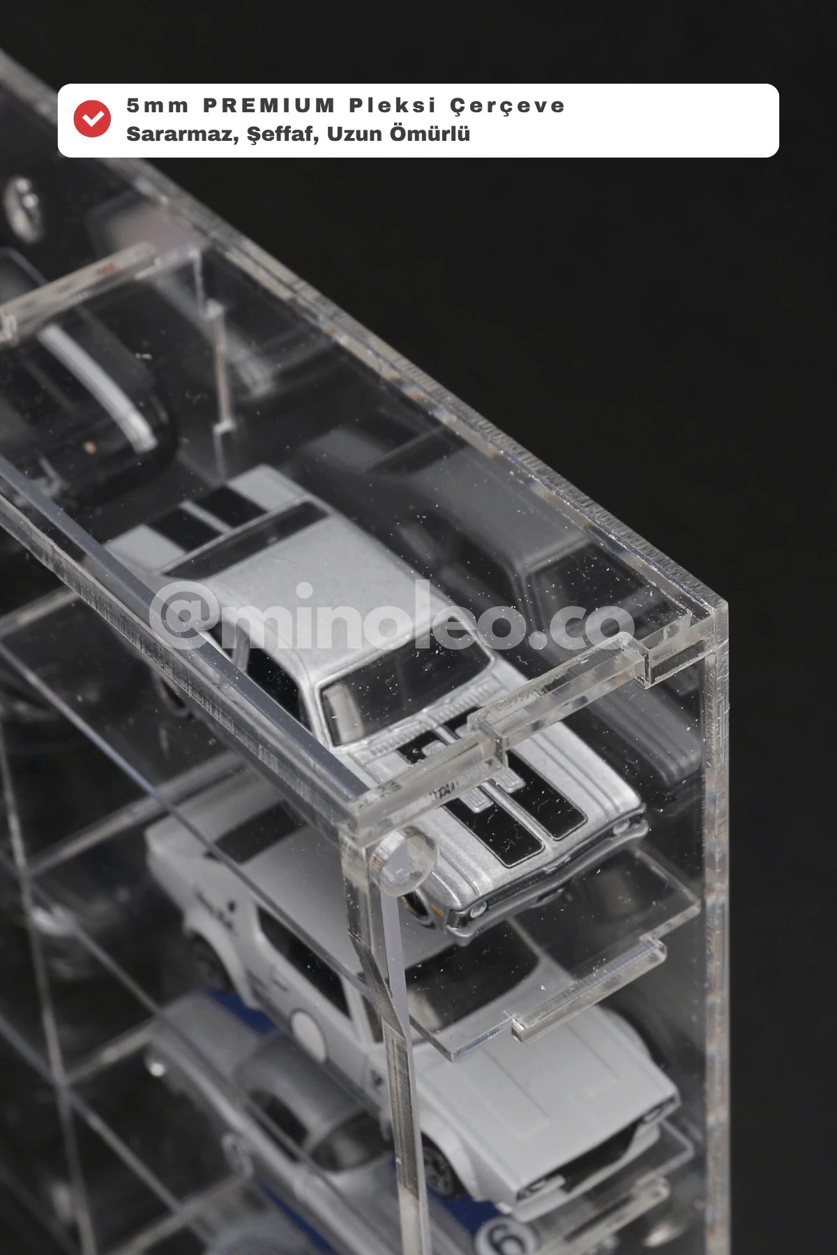 HOT WHEELS  PLEKSİ KAPAKLI DUVAR ARABA RAFI – MİNOLEO 49’LUK EKONOMİK MODEL (3MM ÇERÇEVELİ) + Led Hediyeli 