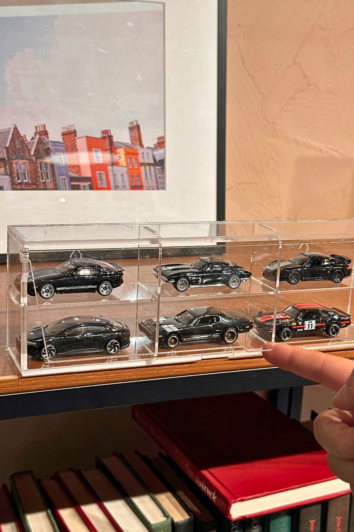 Kapaklı Hot Wheels Araba Rafı Pleksi 6 Araçlık Model Sergileme