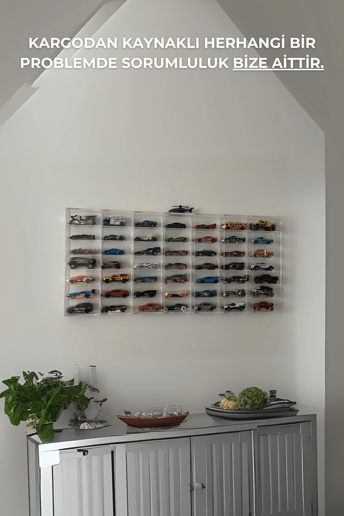 HOT WHEELS KAPAKLI DUVAR RAFI – MİNOLEO 49’LUK ORİJİNAL PREMIUM SERİ (5MM ÇERÇEVELİ)