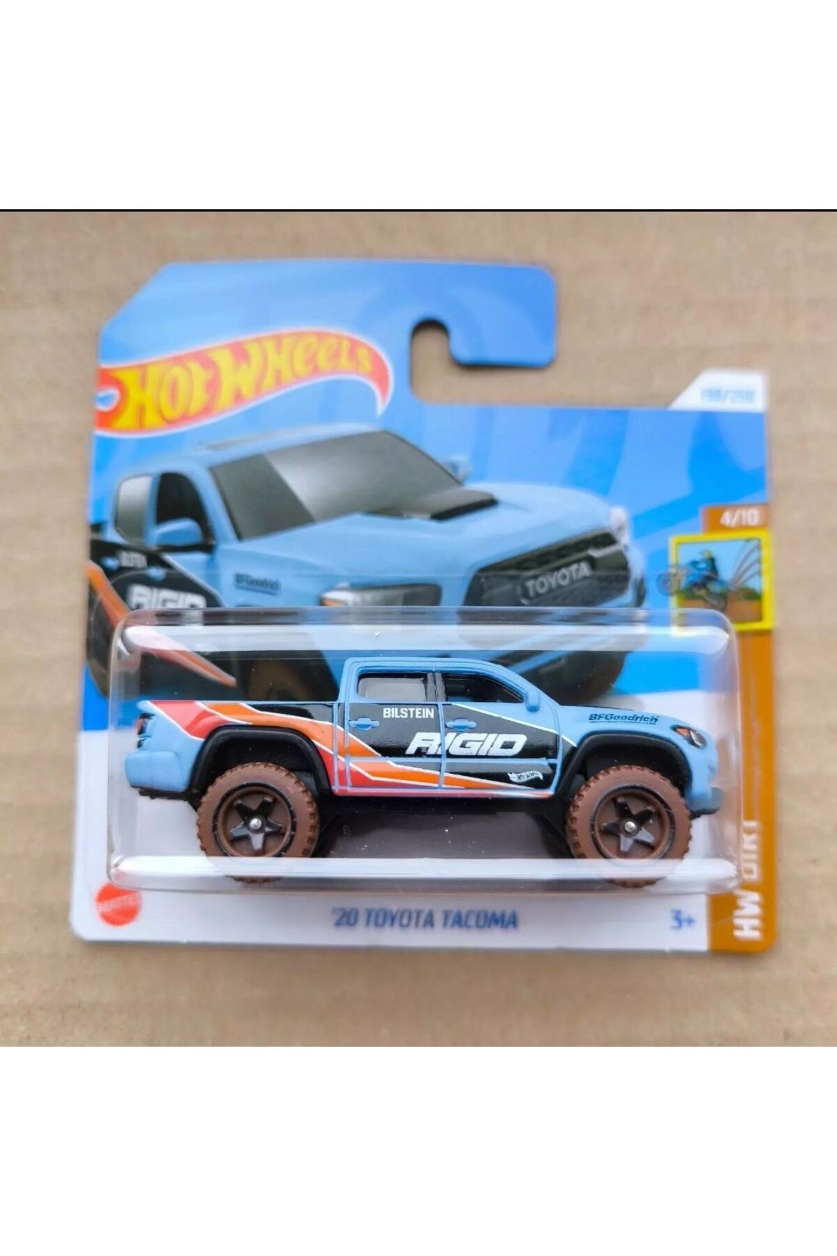 '20 Toyota Tacoma 2024 HW Dirt Koleksiyon Modeli Oyuncak Araba Yeni