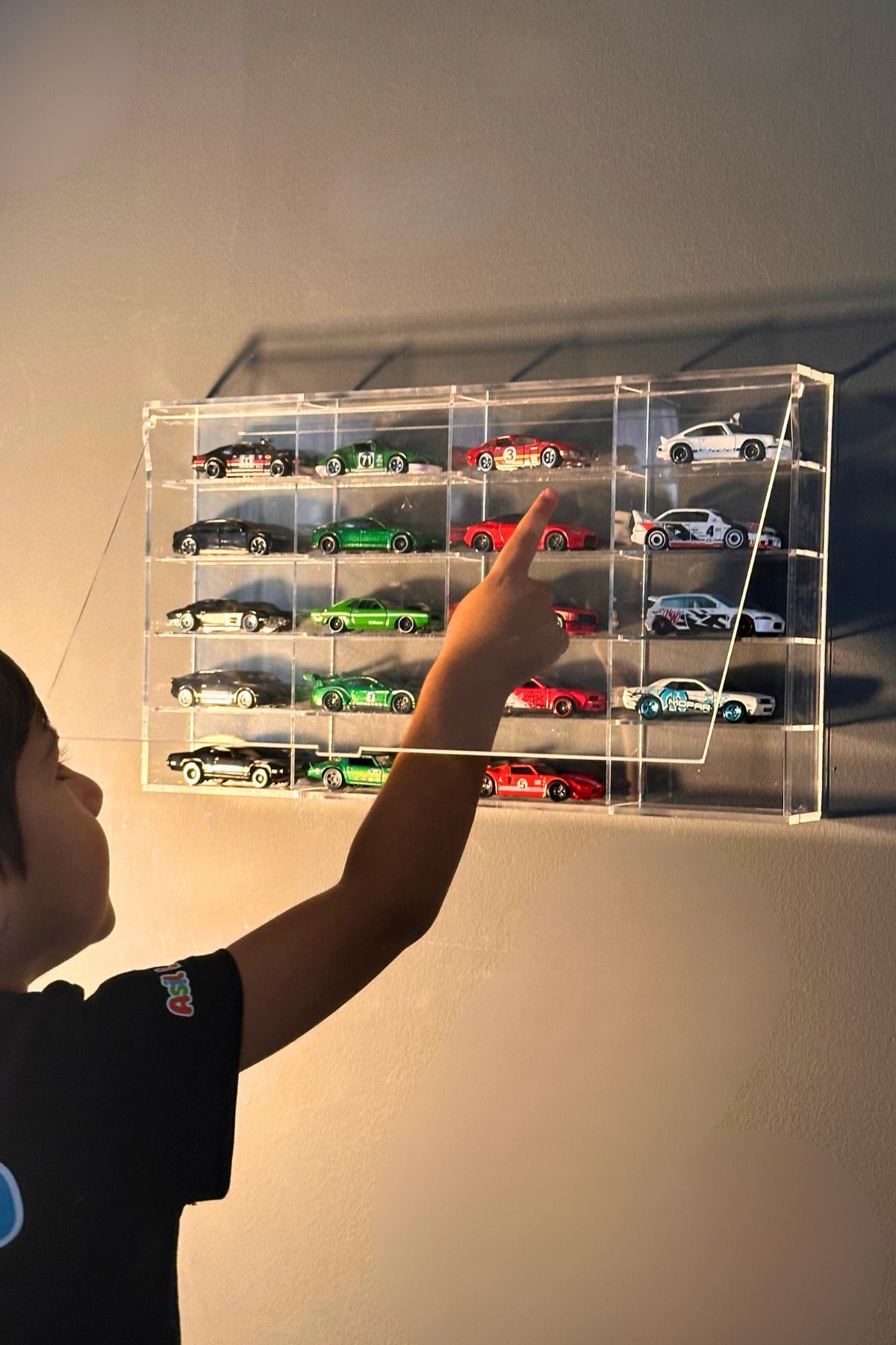 Kapaklı Hot Wheels Araba Rafı Pleksi 20 Araçlık Model Sergileme