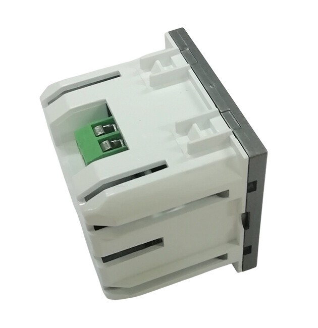 Mono Elektrik 2M USB Şarj Prizi (2.4A 5V) M+K