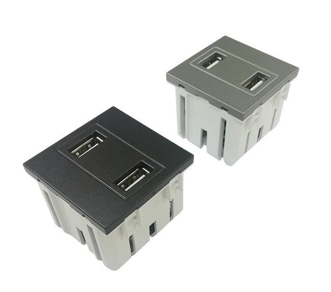 Mono Elektrik 2M USB Şarj Prizi (2.4A 5V) M+K