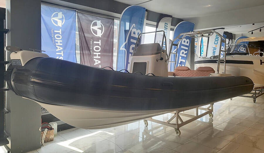 Jeetrib JR-F-620-C Lüks Oturma Gruplu Fiber Tabanlı Şişme Bot