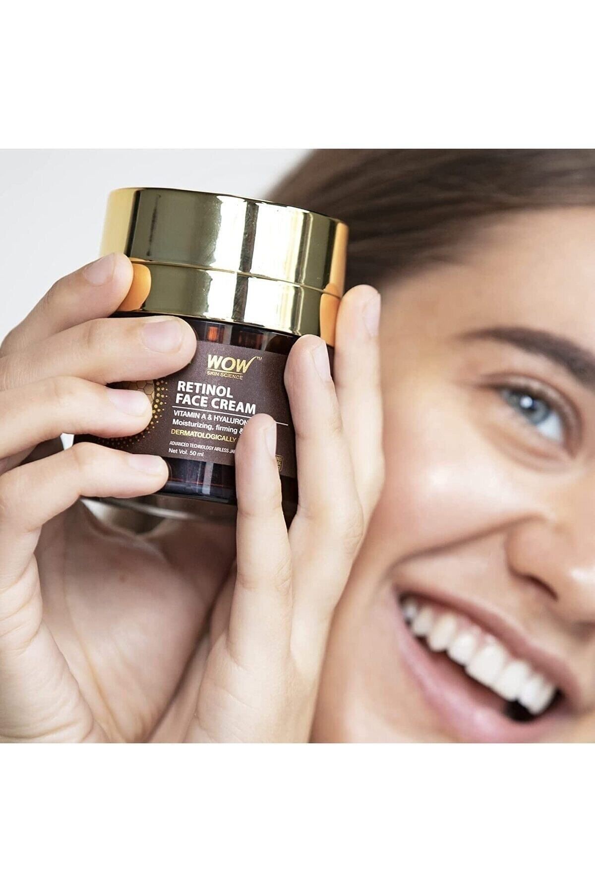 Retinol Cilt Kremi Tüm Cilt Tipleri Için %93,25 Doğal Içerik-makyaj Altı Için Uygundur. Yağsız 50ml