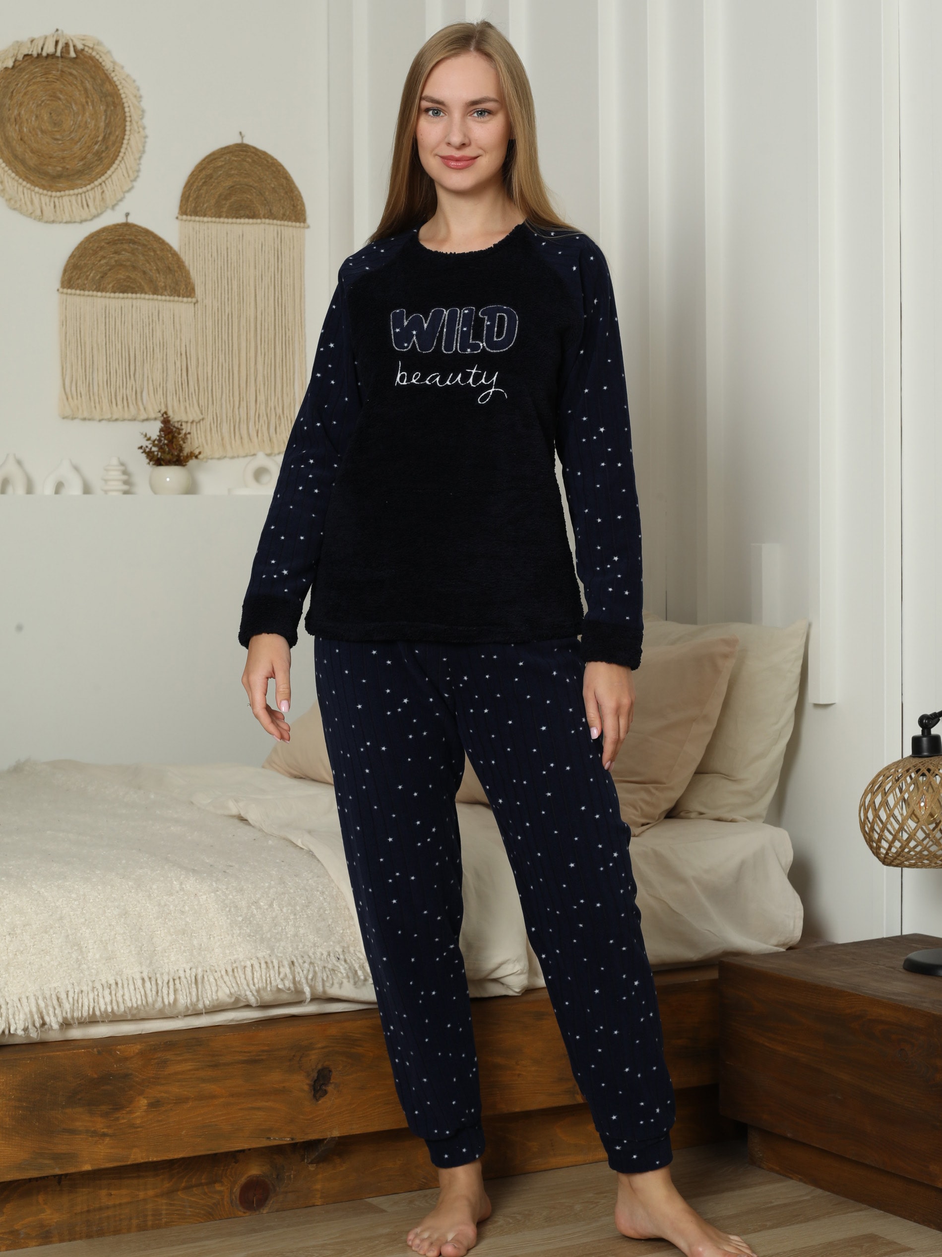 Fawn 3304 Peluş Welsoft Polar Kışlık Yumoş WILD Yazılı Kadın Pijama Takımı