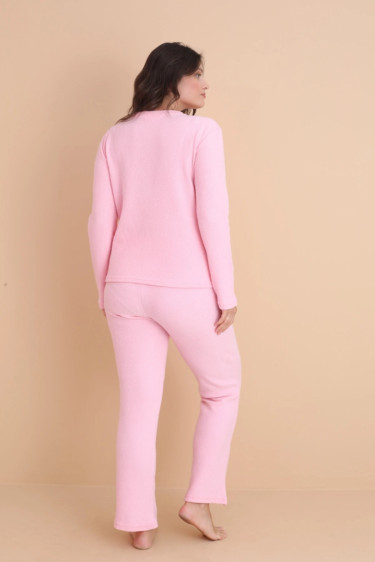 Mr-8451 Boydan Düğmeli Yumuşacık Kumaşlı Kışlık Kadın Pijama Takımı