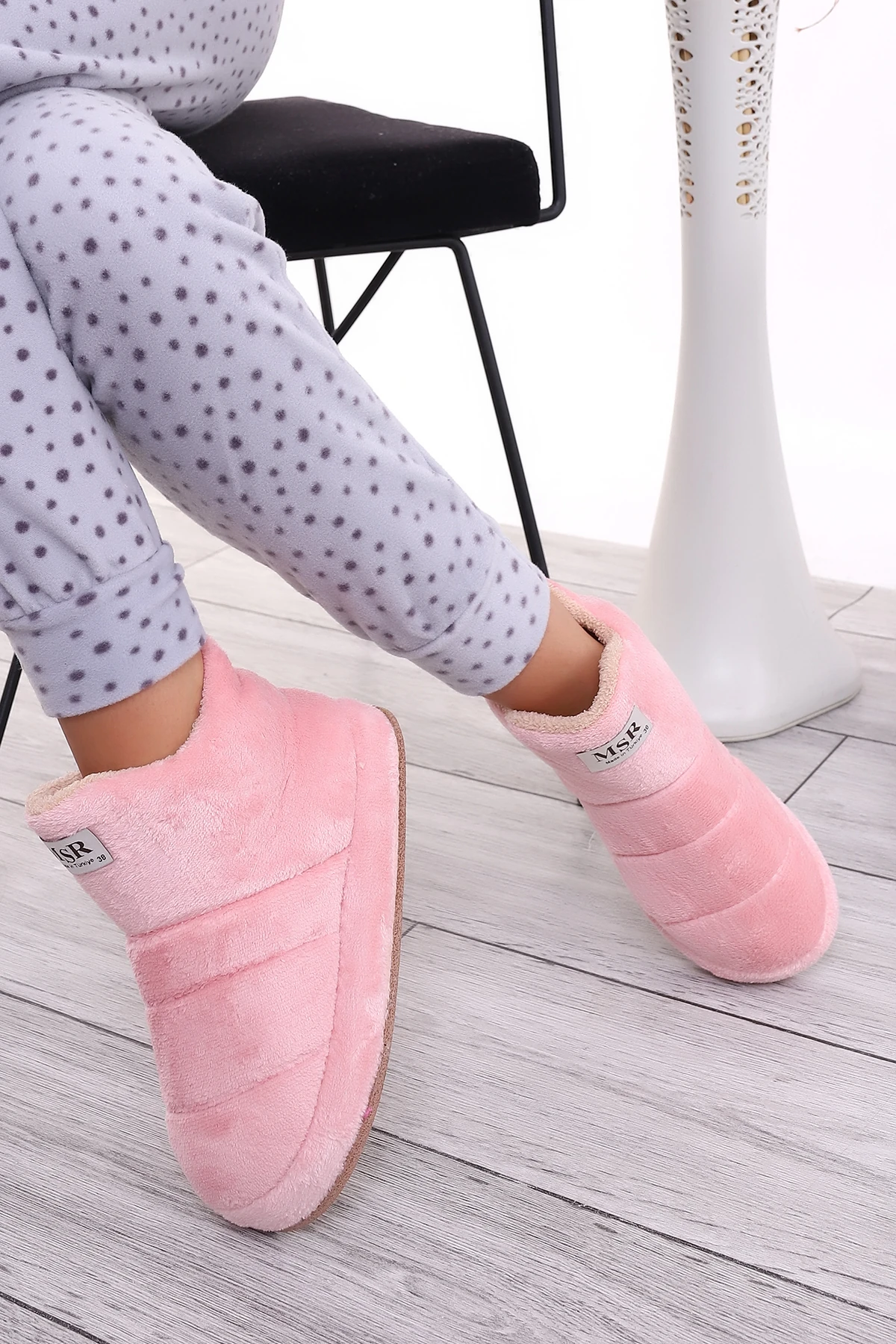 Wordex EB080 Kadın Peluş Kışlık Panduf Ev Botu Ev Ayakkabısı