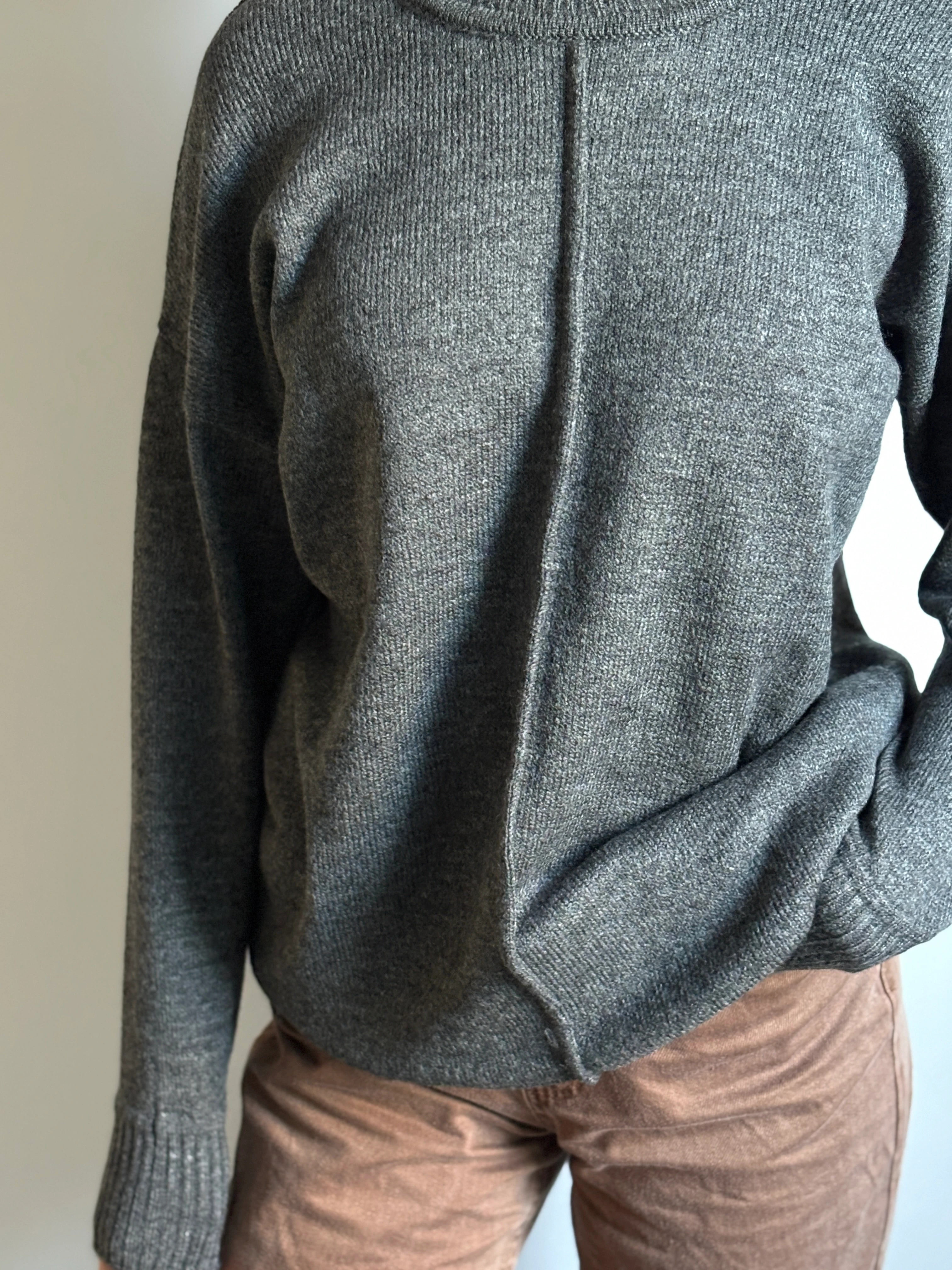 Önü Çımalı Bisiklet Yaka Kazak