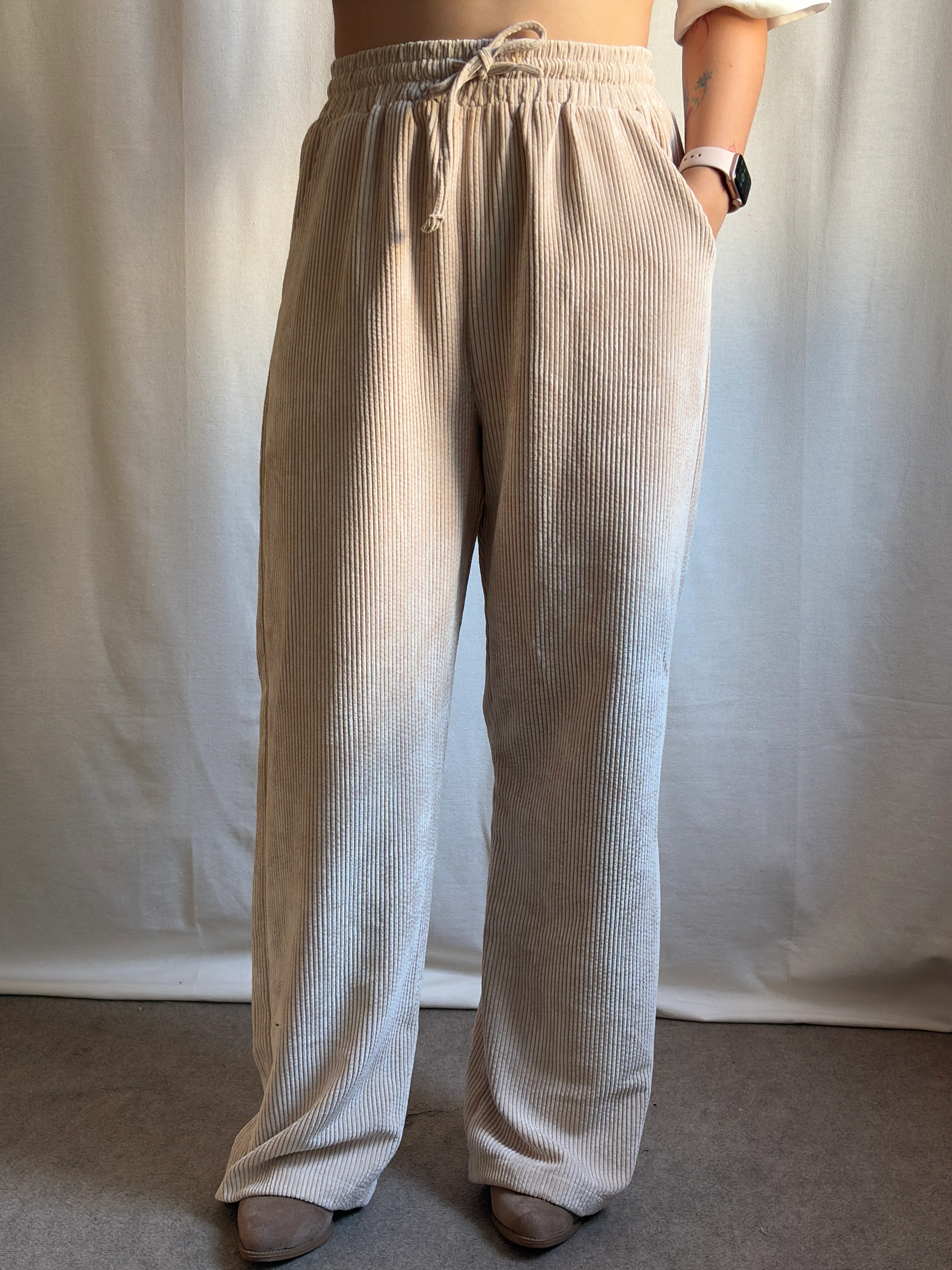 Krem Beli Lastikli Pantolon