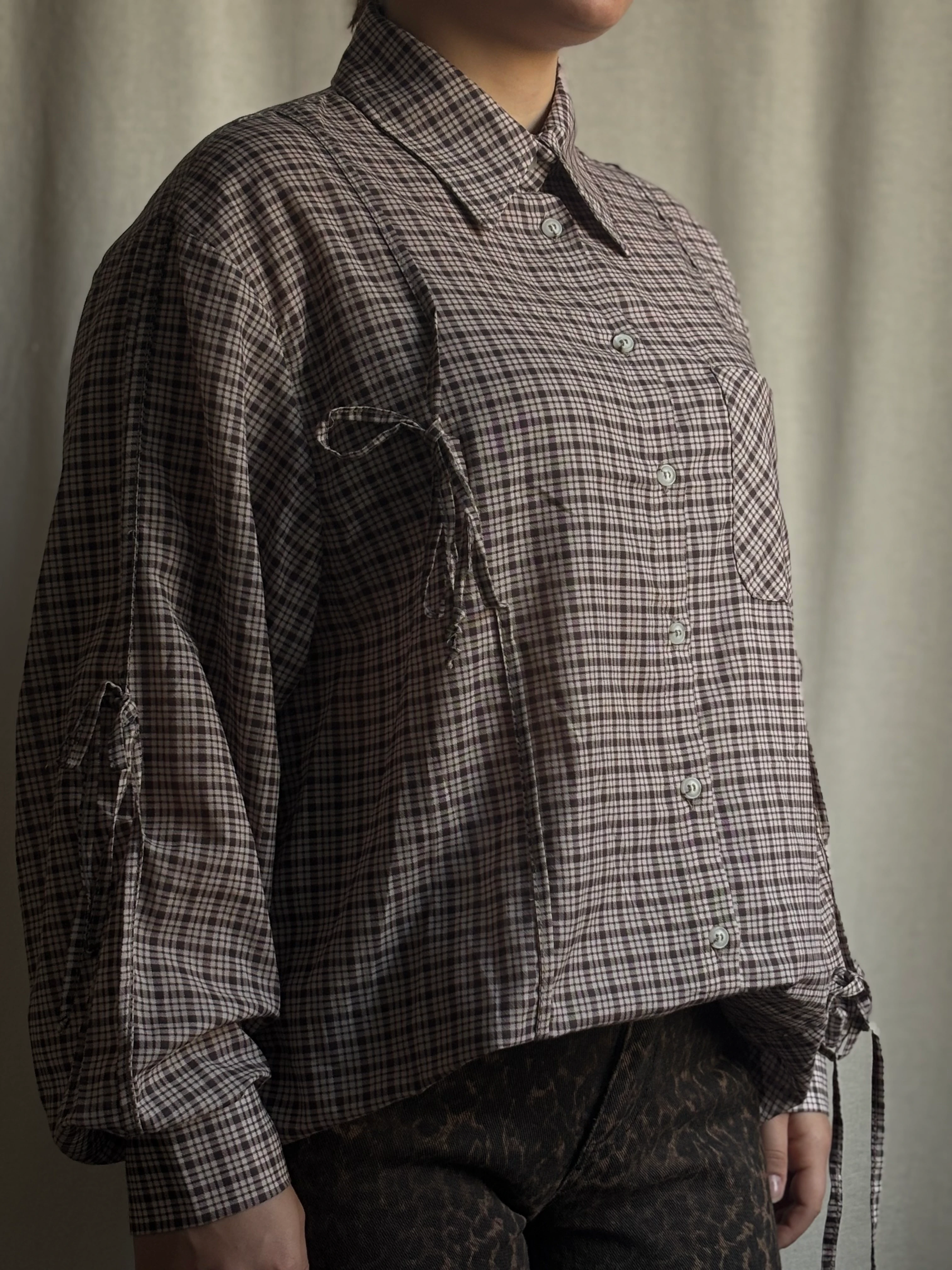 Biye Detaylı Gömlek 