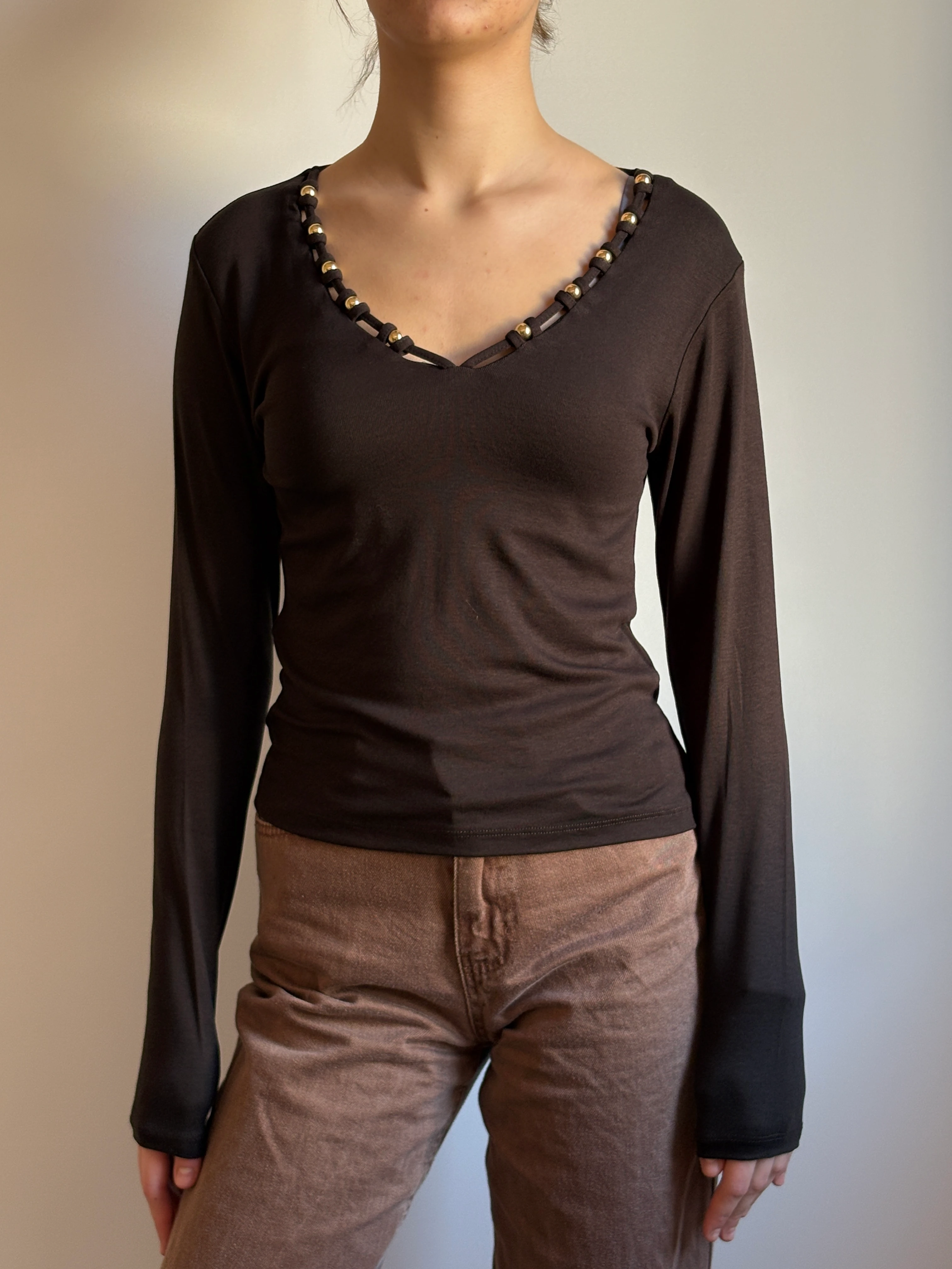 Boncuk Aksesuarlı Bluz