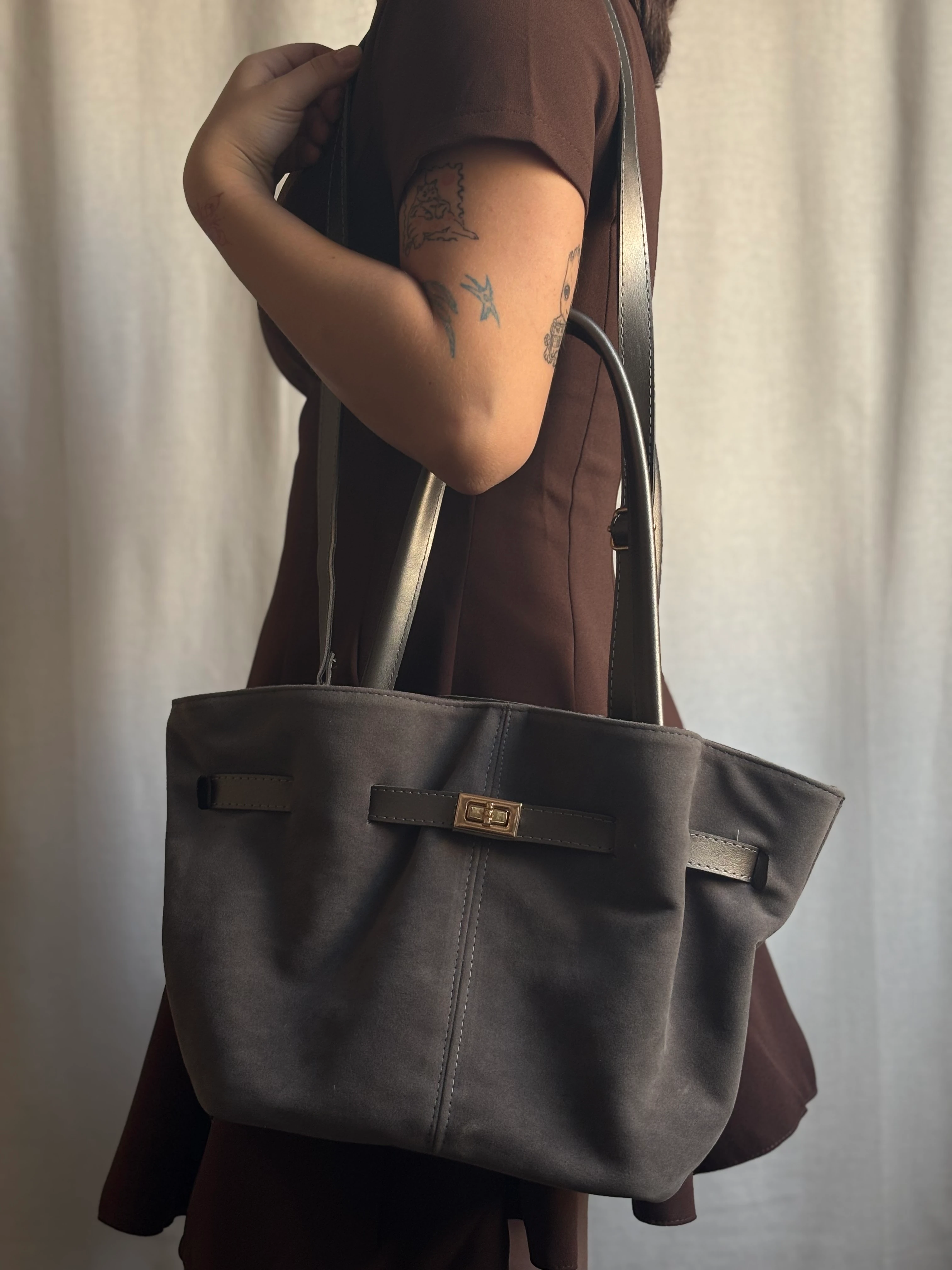 Kemerli Süet Çanta 