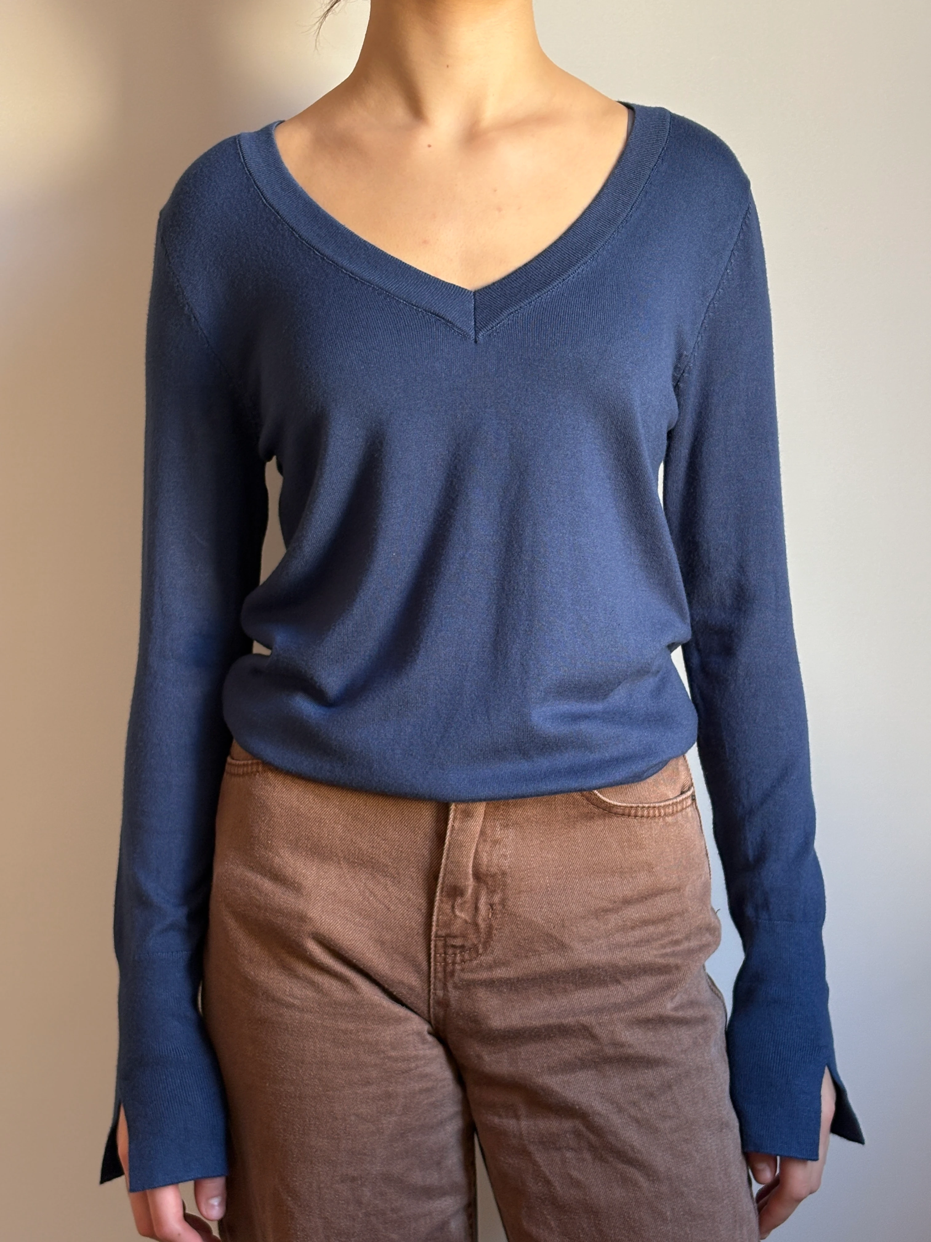 V Yaka Kolu Yırtmaçlı Kazak