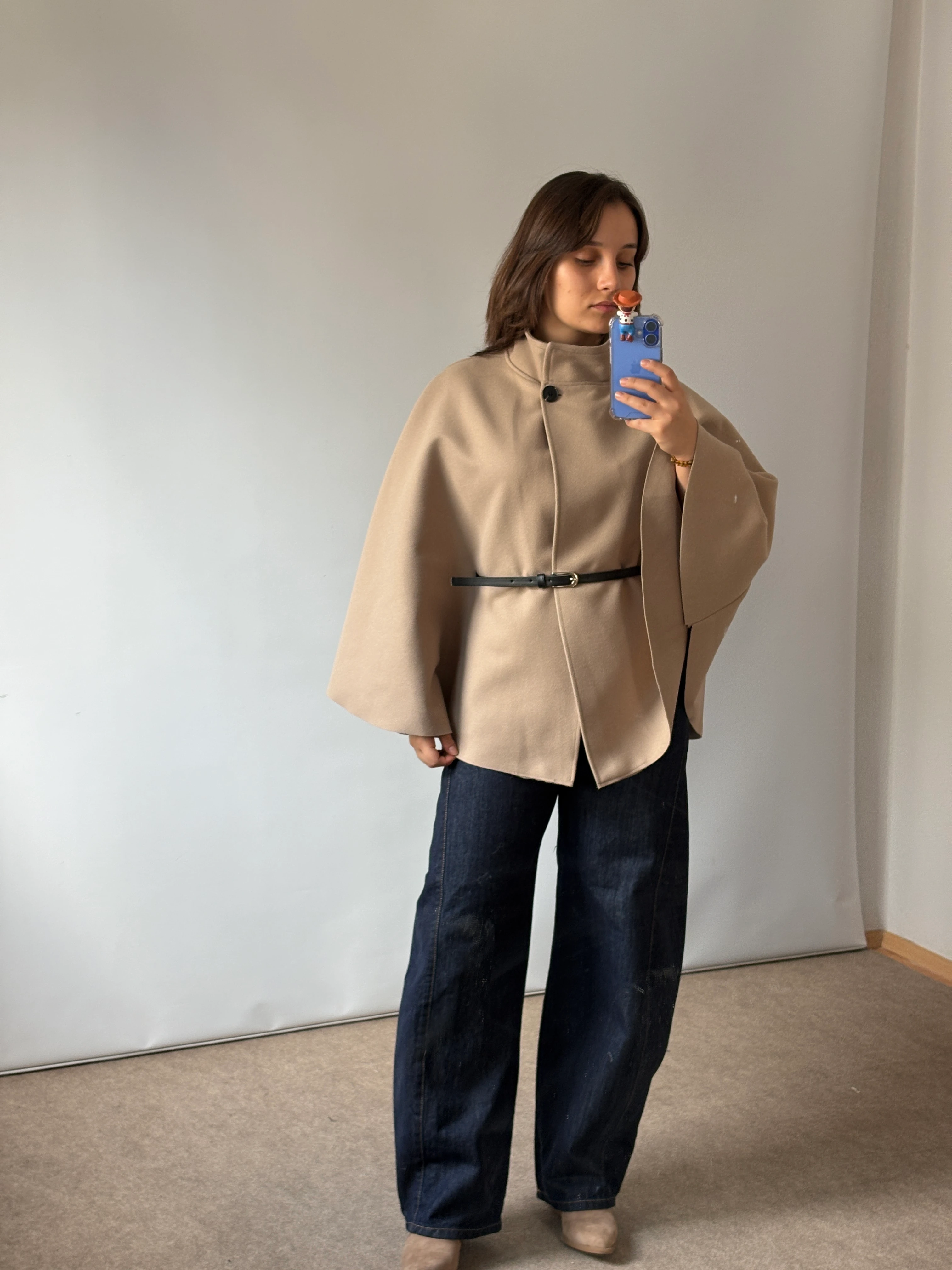 Kahverengi Kaşe Kemerli Panço