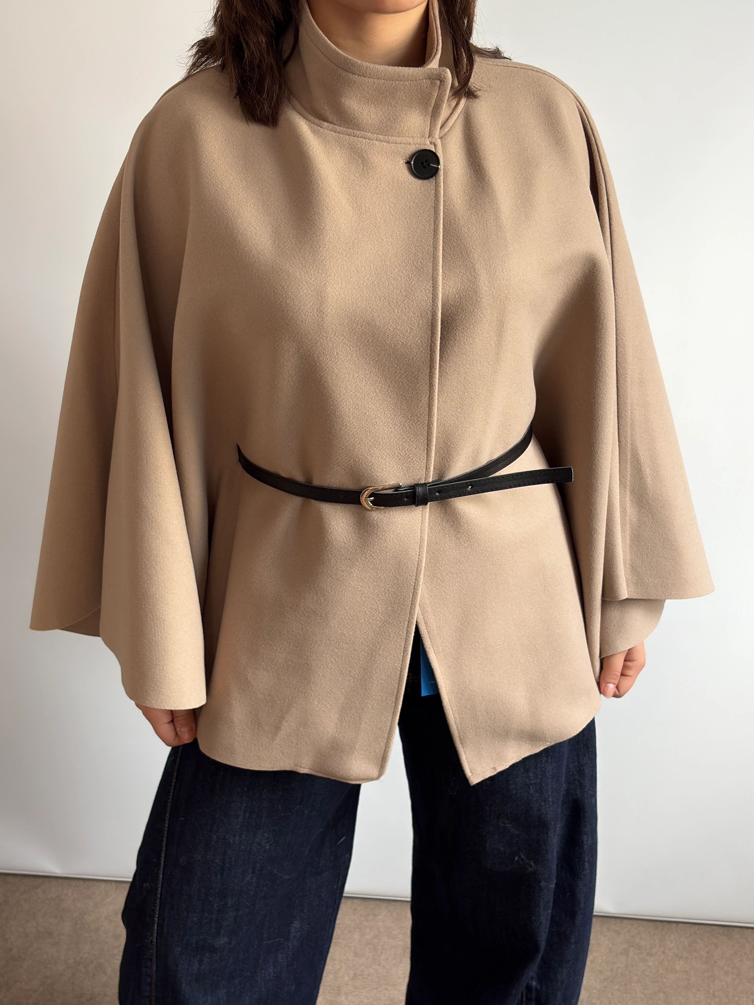 Kahverengi Kaşe Kemerli Panço