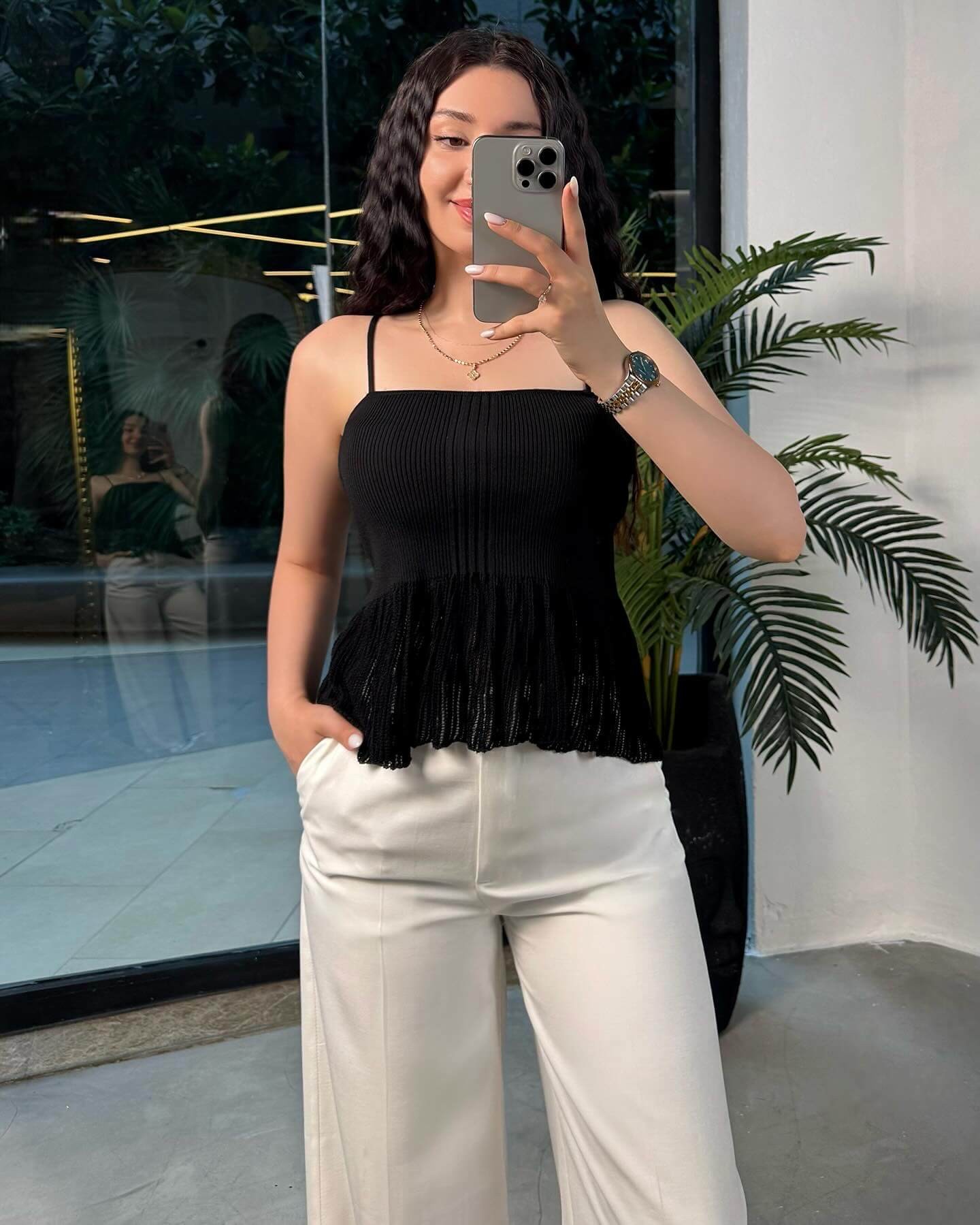 Anita İnce Askılı Volanlı Triko Bluz Siyah