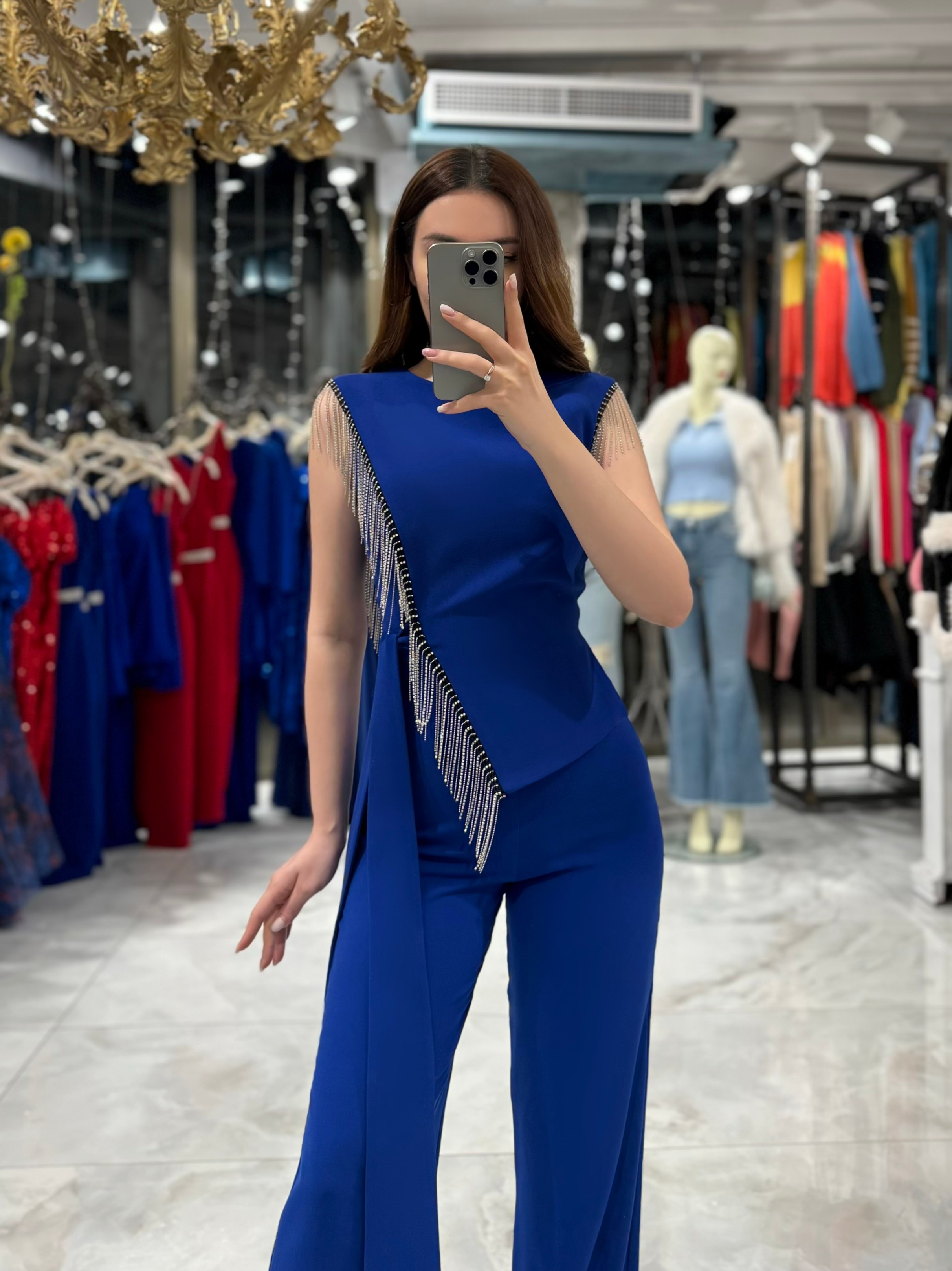 Tereza Yandan Bağlamalı Zincir Taş Detaylı Tulum-Saks Mavi