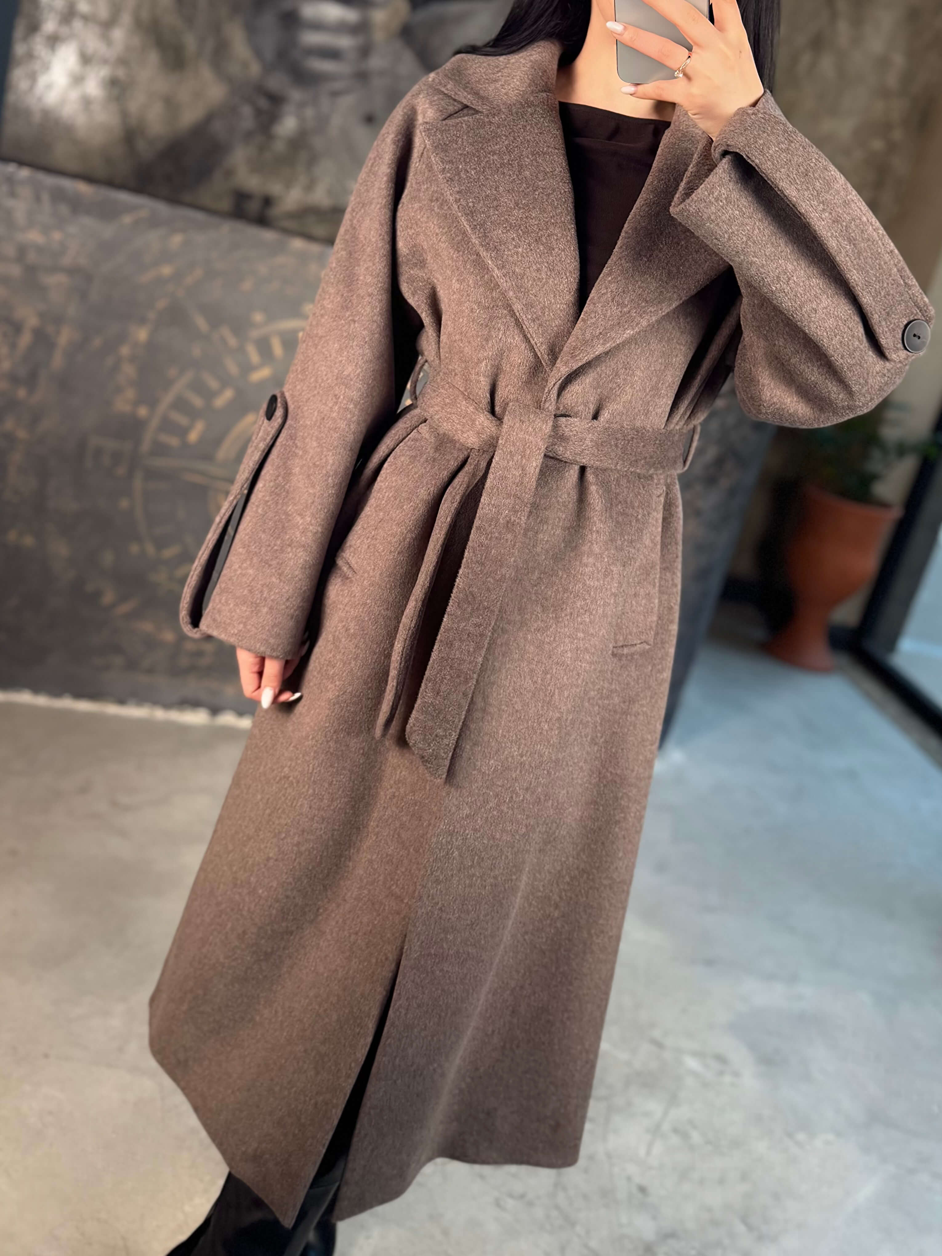 Tarian Kolları Yan Apoletli Yun Karışımlı Kuşaklı Düğmeli Rahat Kalıp Kaban Kahve