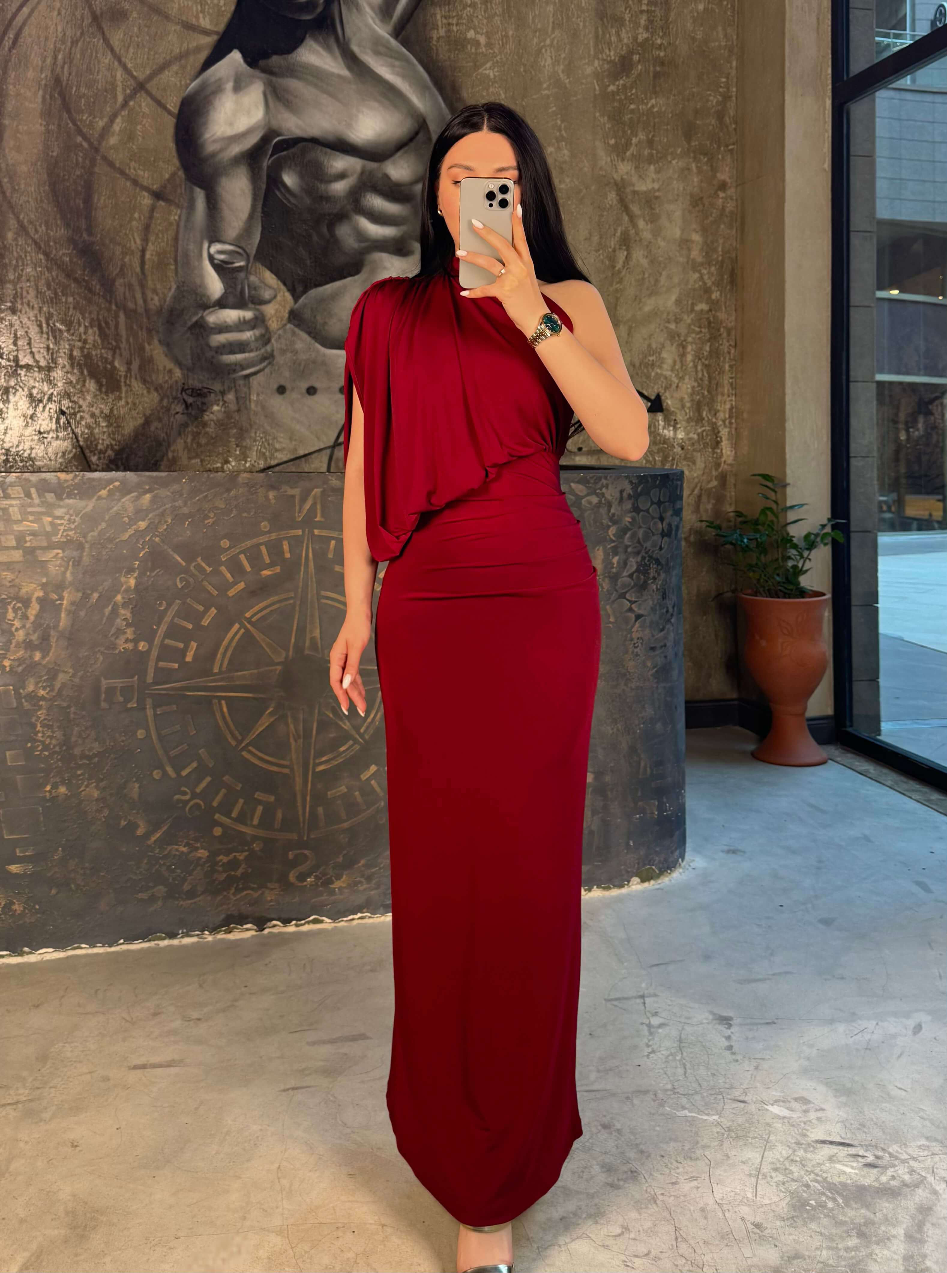 Zunya Tek Kol Likralı Büzgülü Uzun Elbise Bordo