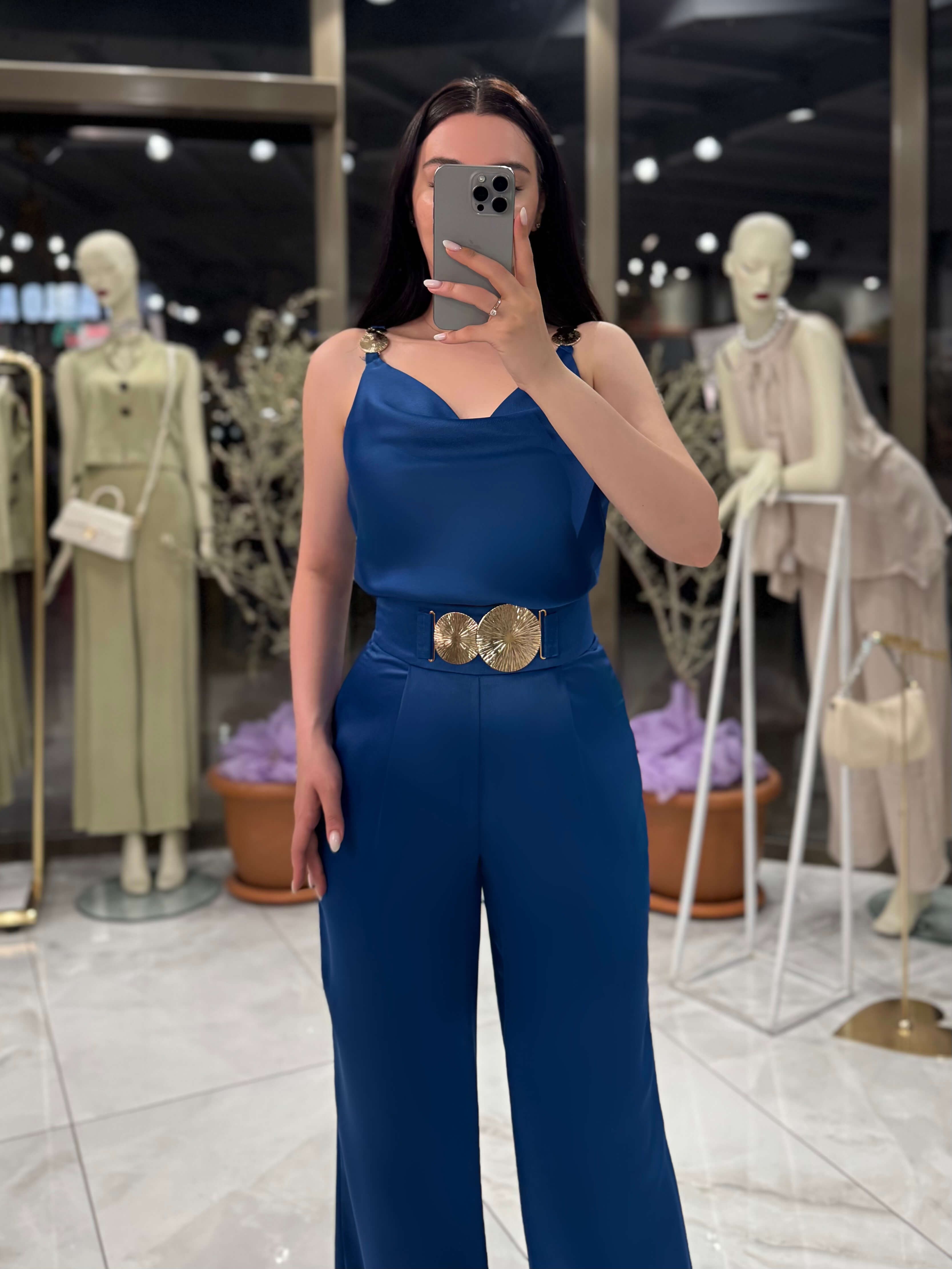 Aliya Gold Aksesuar Detaylı Saten Bluz Saks Mavi