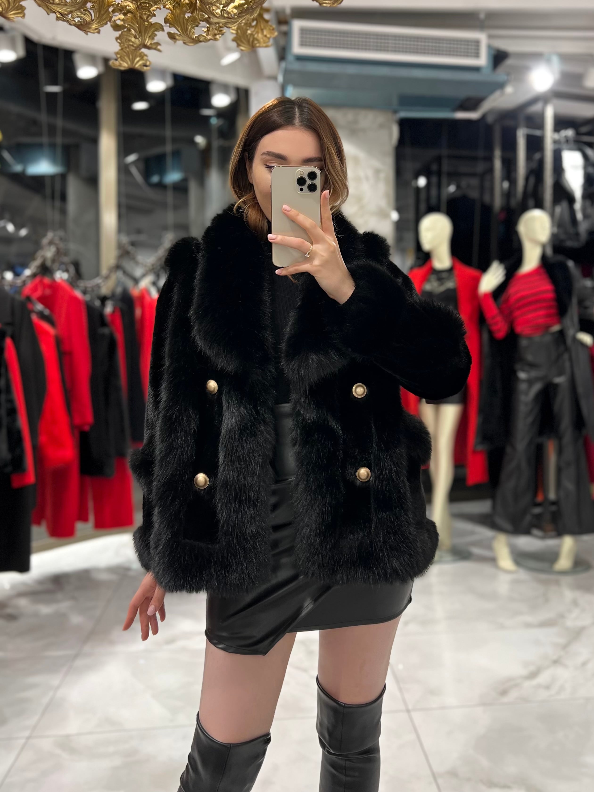 Rommy Gold Düğme Vip Özel Tasarım  İthal Kürk Kaban Siyah