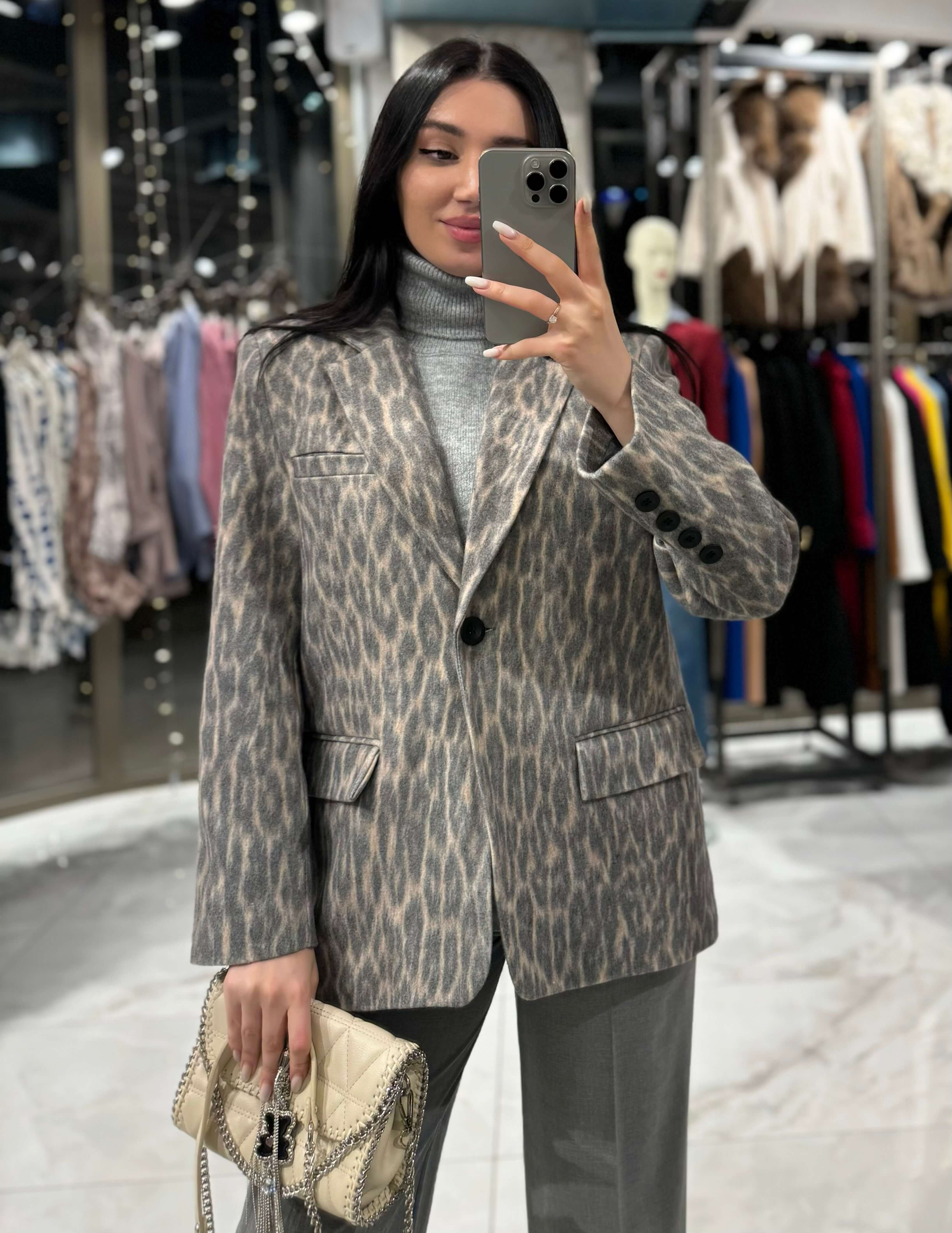 Lorika Leopar Desenli Düğmeli Cep Detaylı Blazer Ceket-Bej