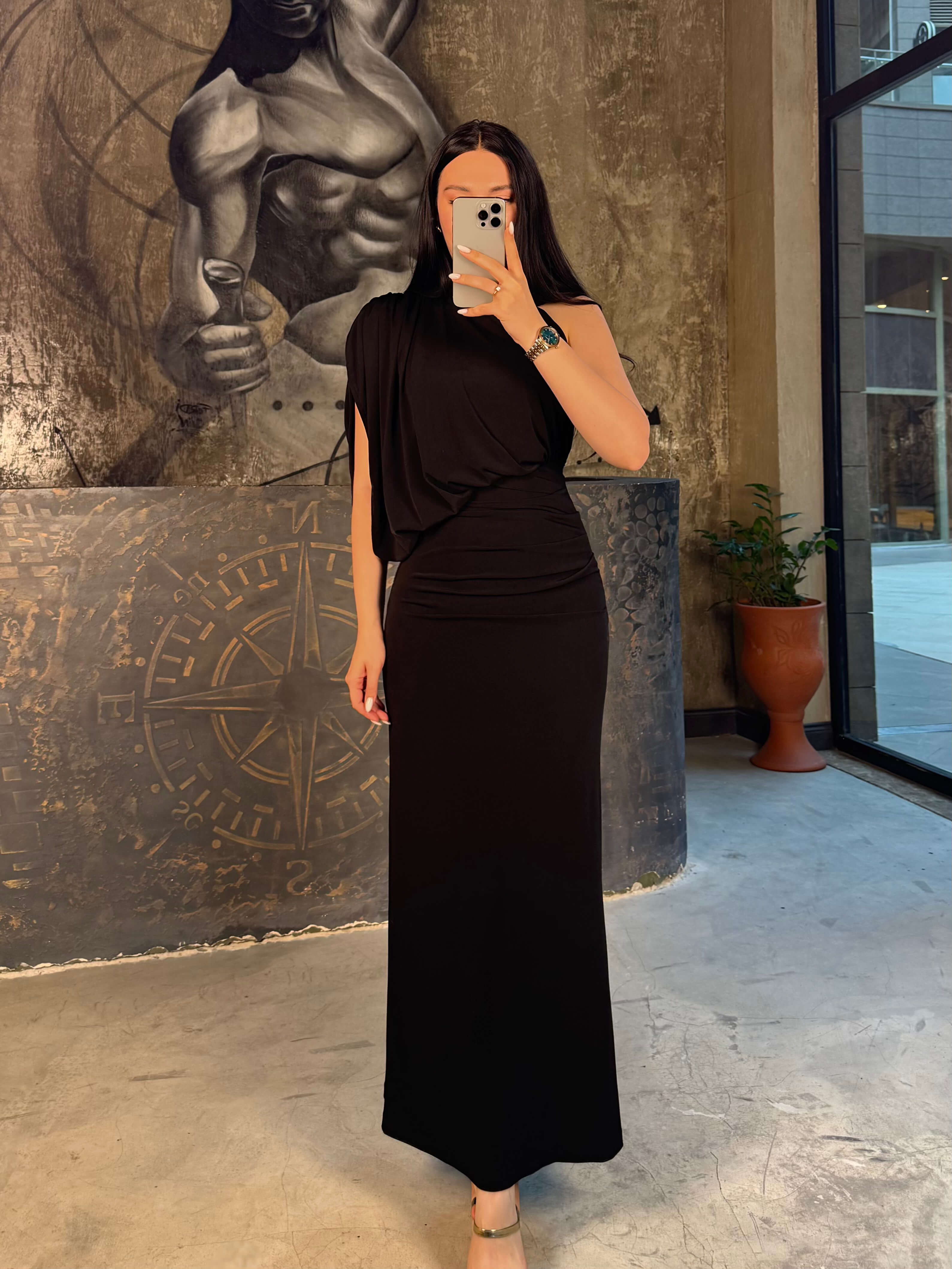 Zunya Tek Kol Likralı Büzgülü Uzun Elbise Siyah