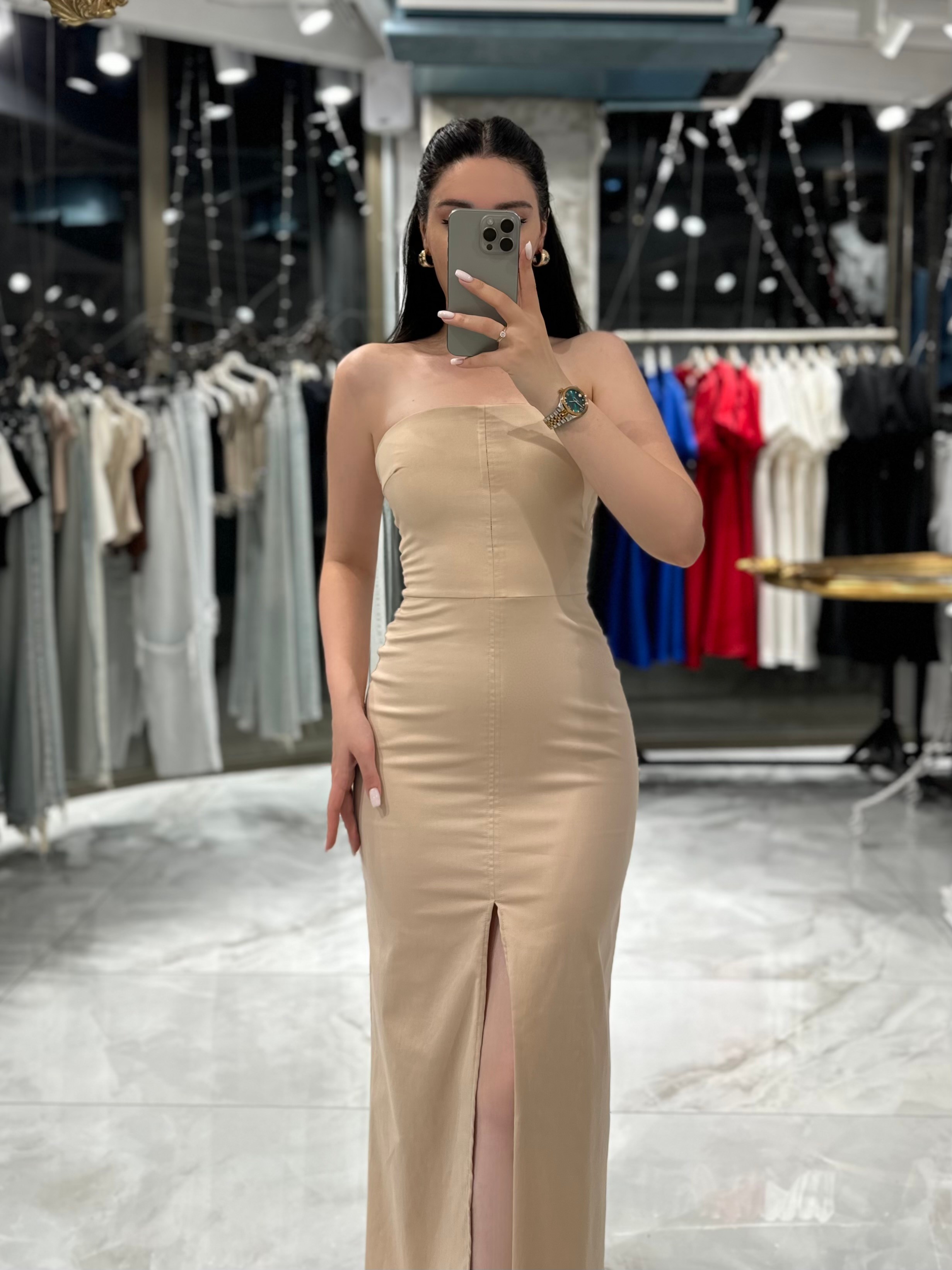 Freya Straplez Yırtmaçlı Elbise Bej