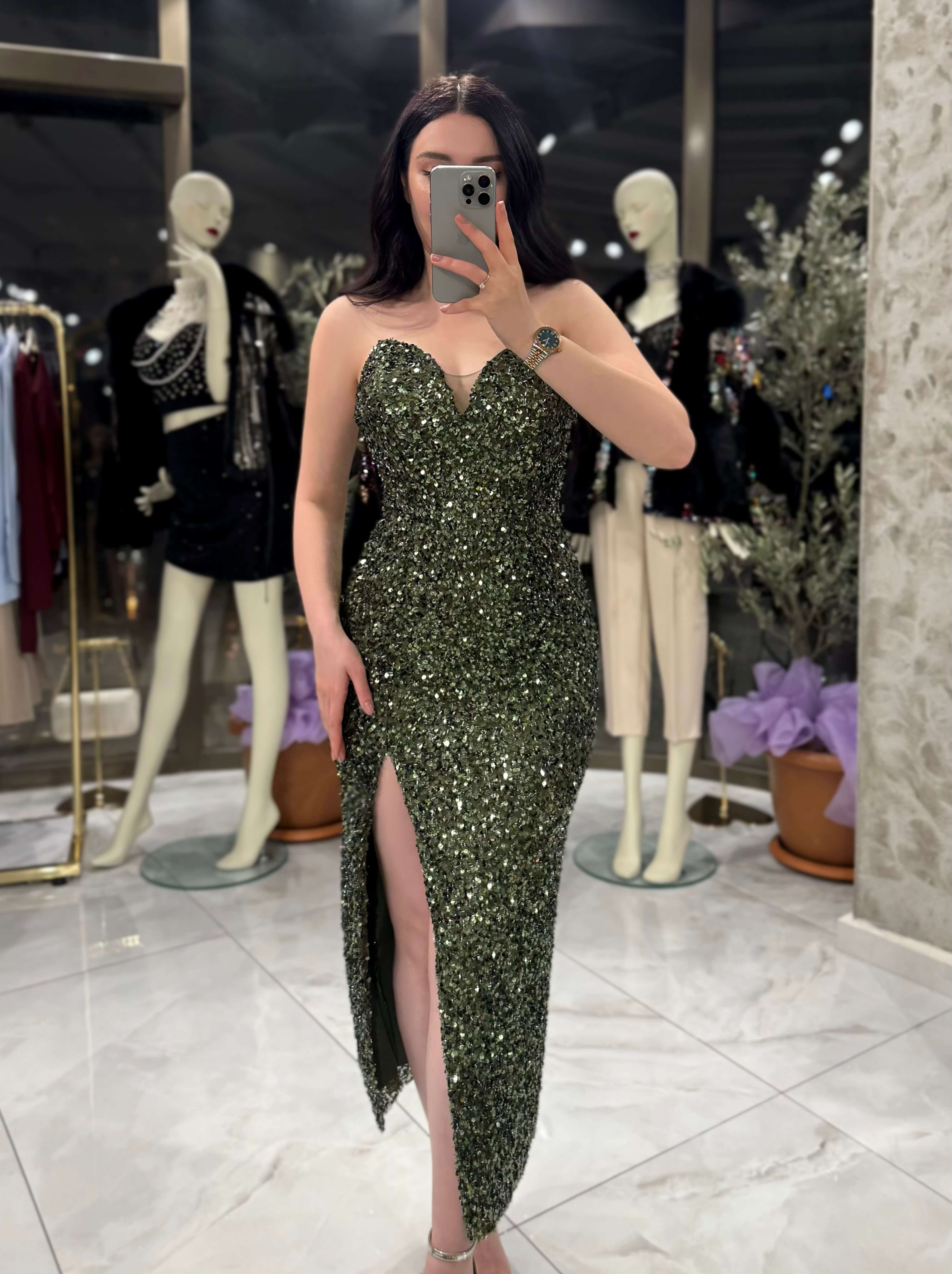 Agnes Kalp Yaka Önden Yırtmaçlı Midi Boy Elbise Haki