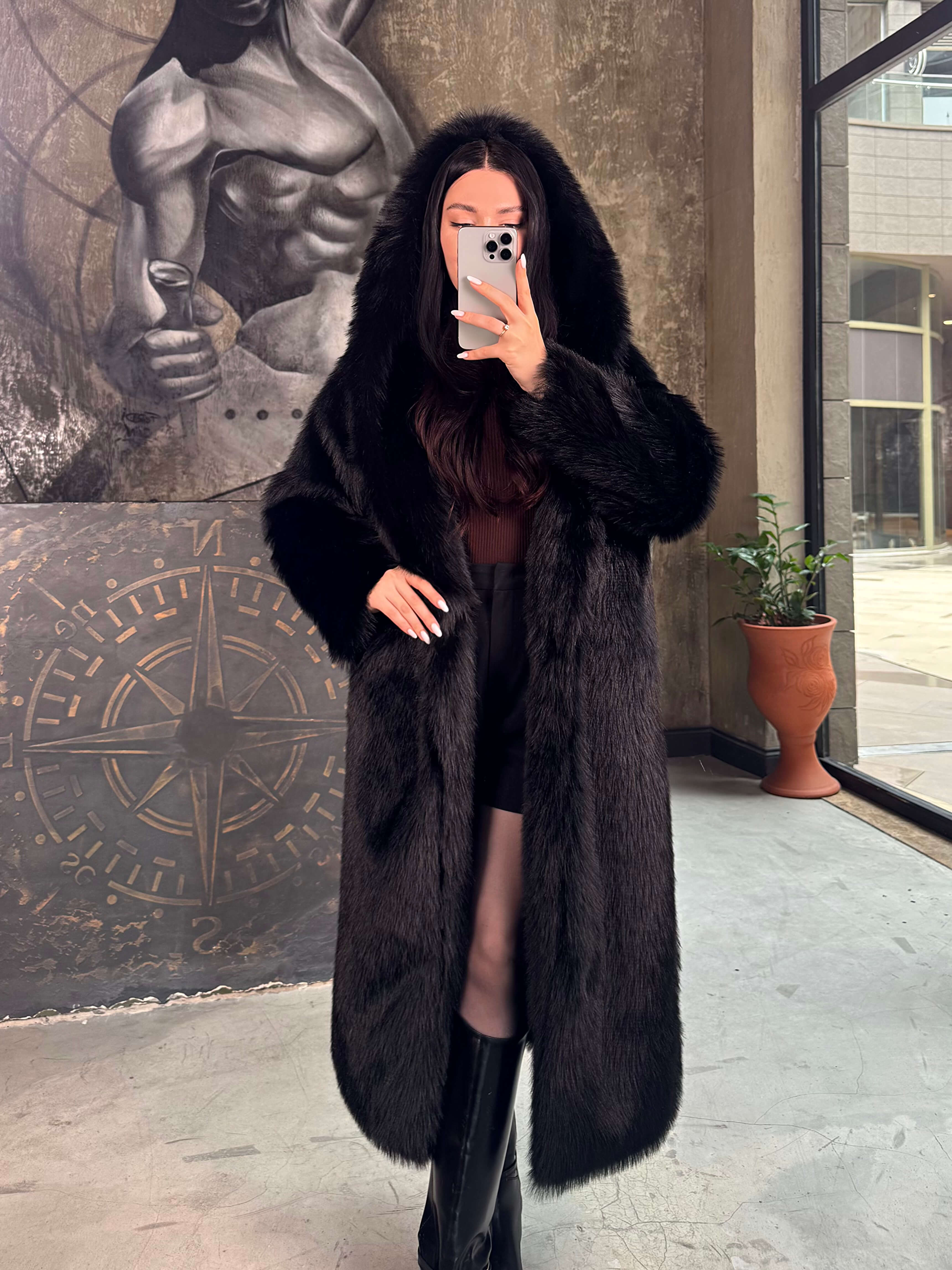Sanelda Şal Yaka Kapüşonlu Cepli Uzun Kürk Kaban Siyah