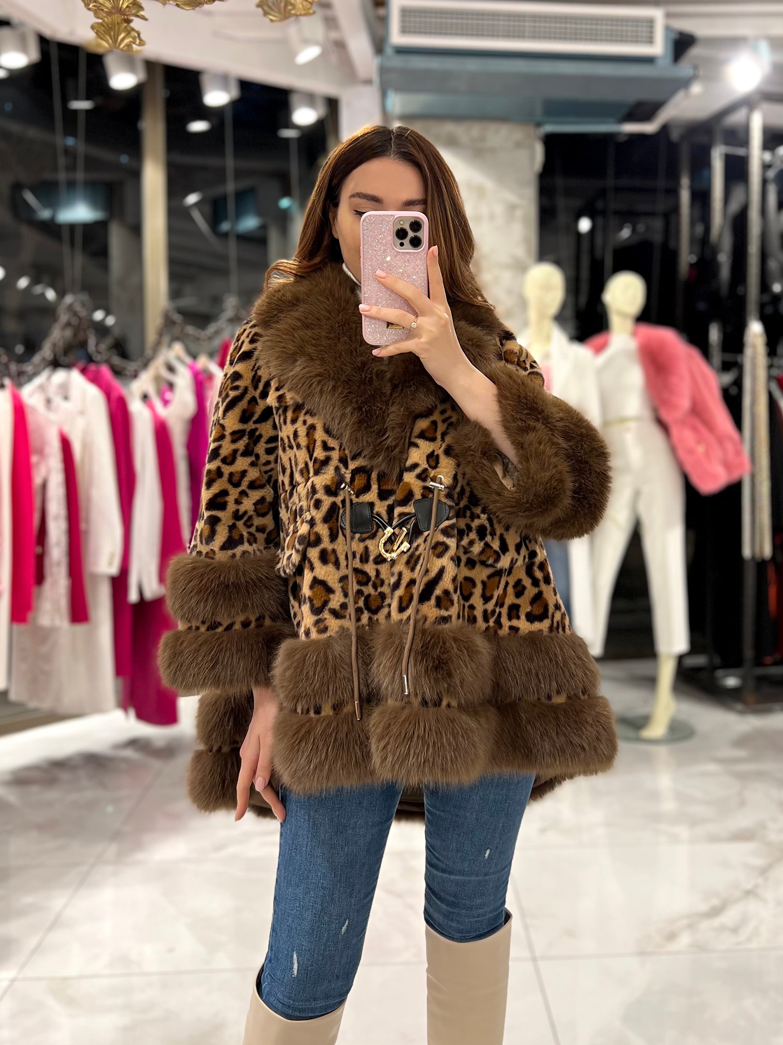 Sharlotte Vip Özel Tasarım İthal Kürk Panço Leopar