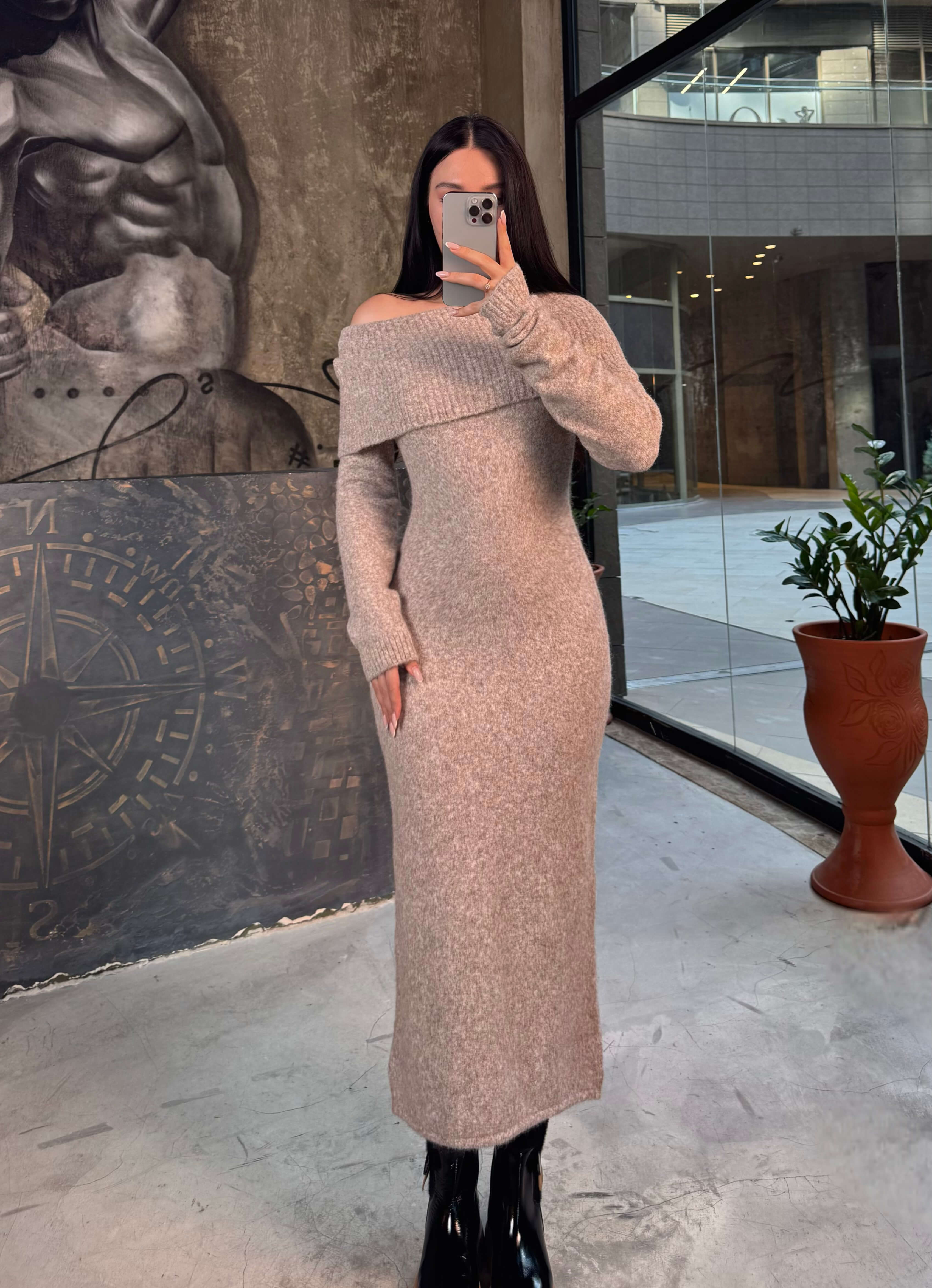 Kendra Bardot Yaka Yumuşak Dokulu Triko Midi Elbise Vizon Melanj
