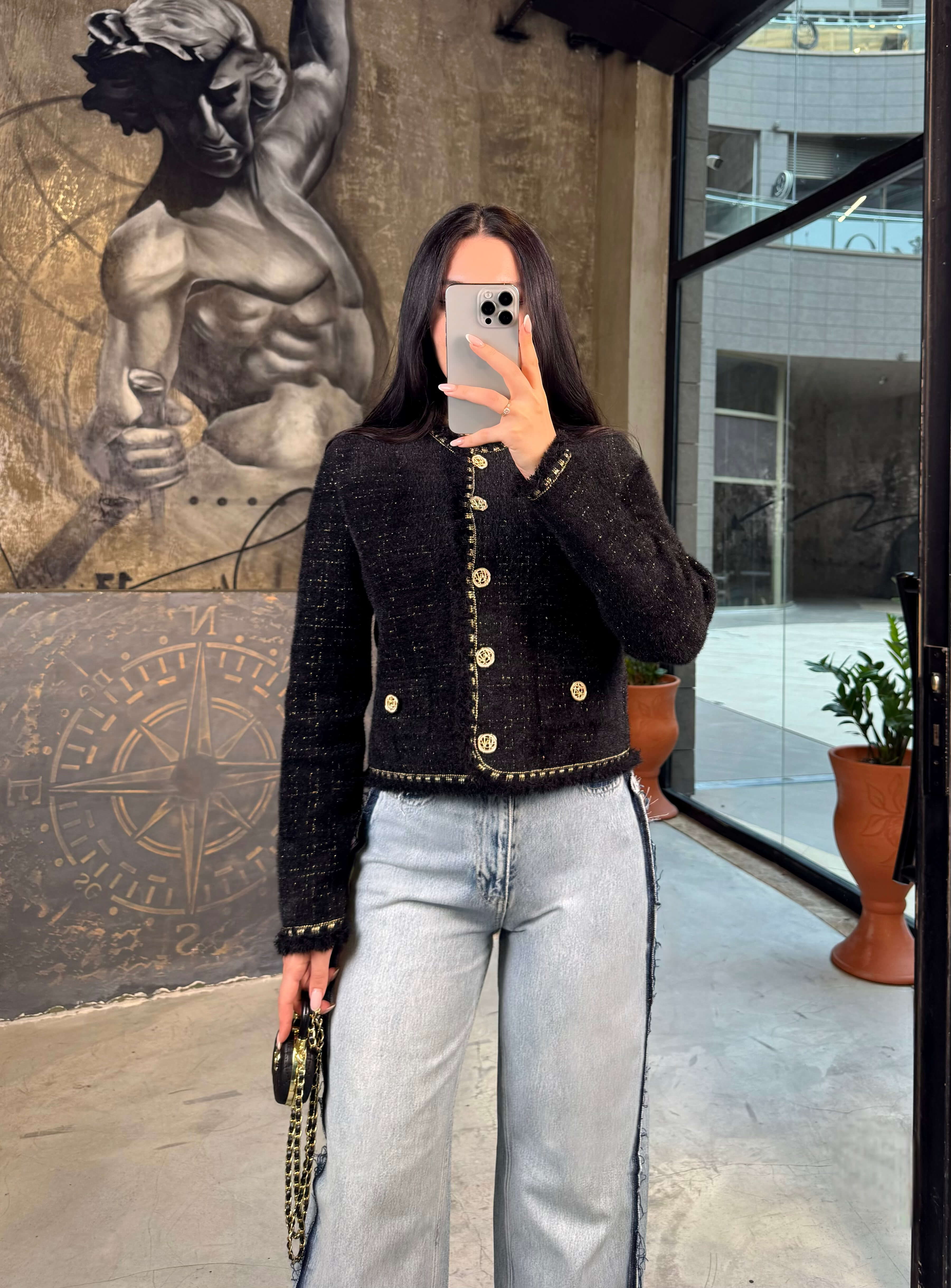 Ava Sim Ve Püskül Detaylı Gold Düğmeli Angora Ceket Siyah
